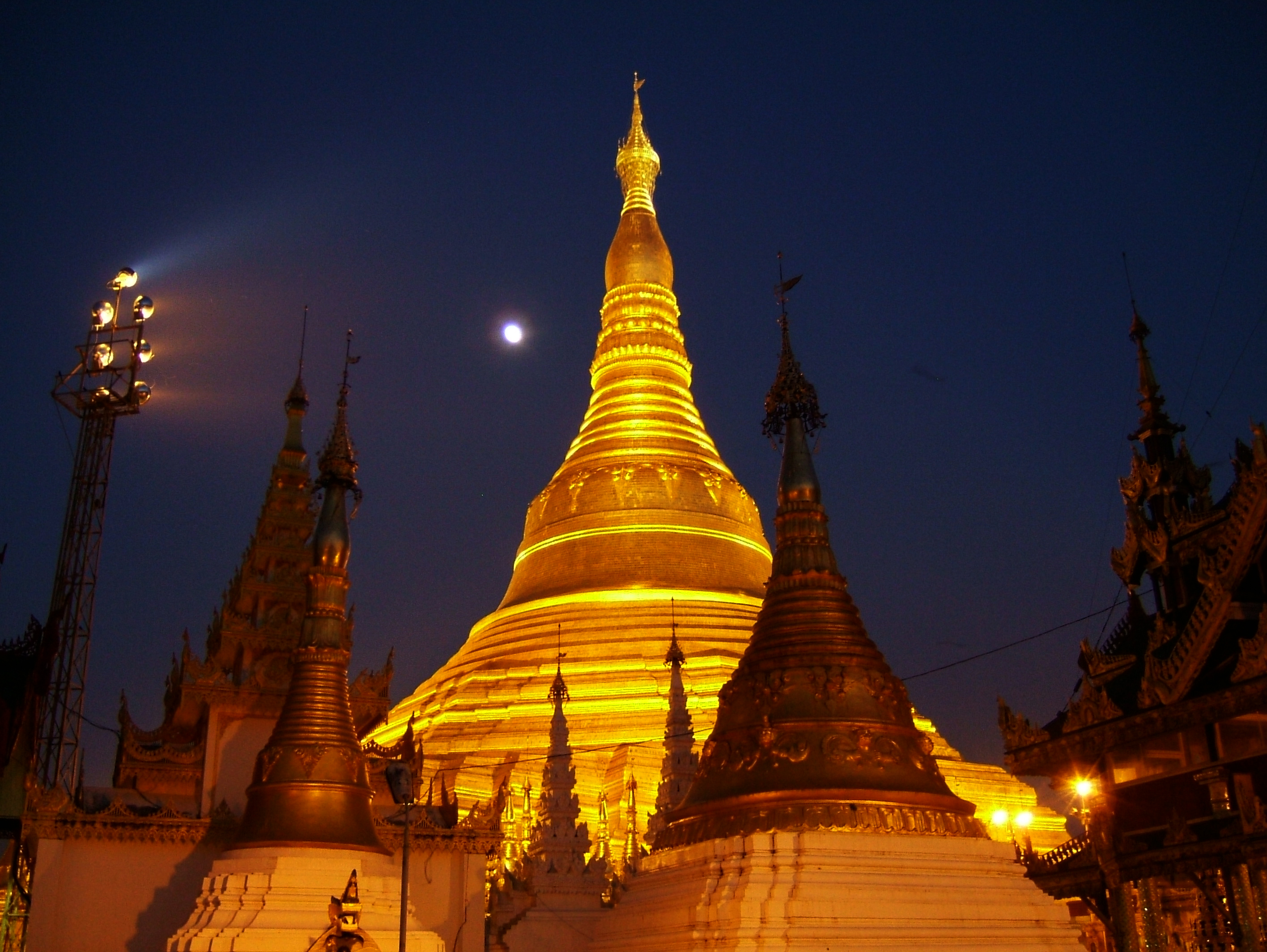 Shwedagon Pagoda Wallpapers