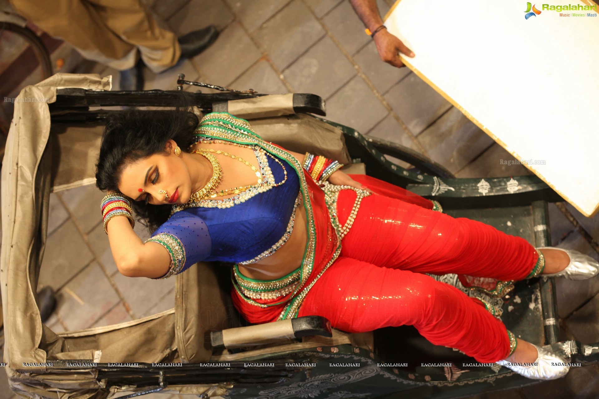 Shweta Menon Wallpapers