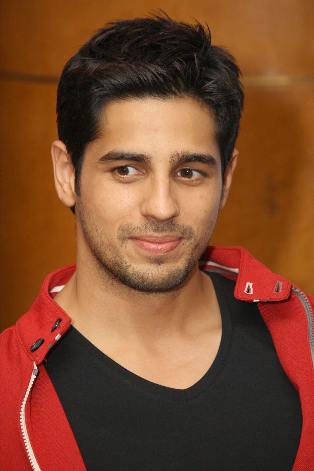 Sidharth Malhotra Wallpapers