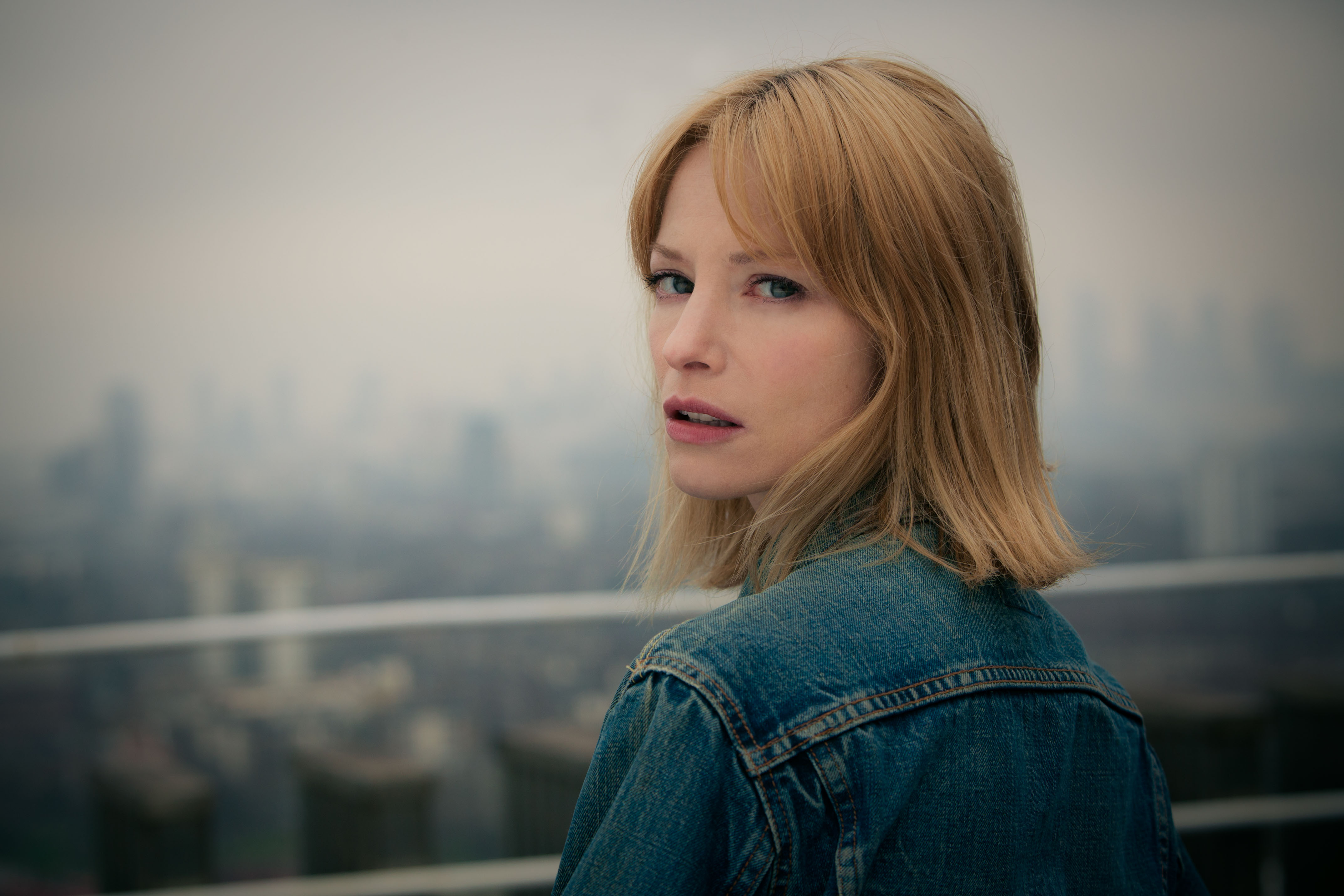 Sienna Guillory Wallpapers