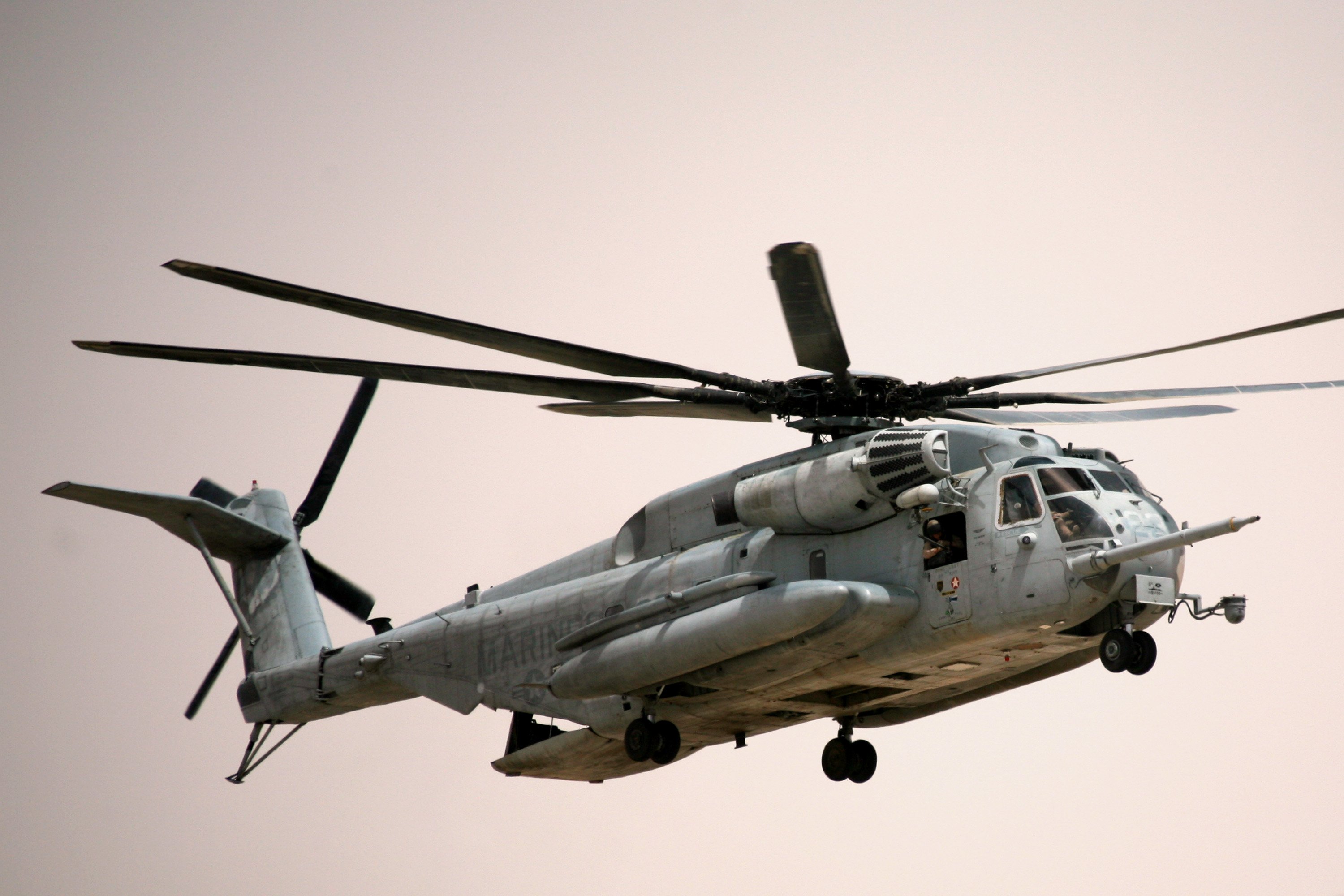 Sikorsky Ch-53E Super Stallion Wallpapers