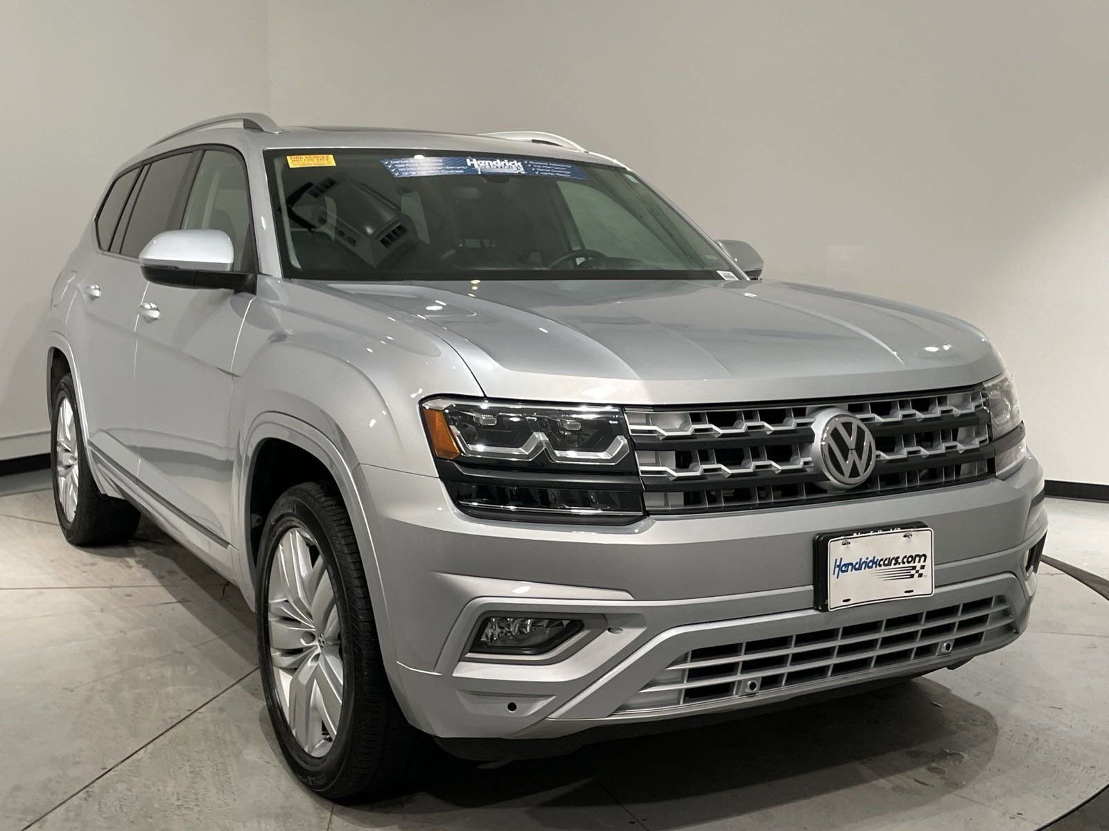 Silver Volkswagen Atlas Wallpapers