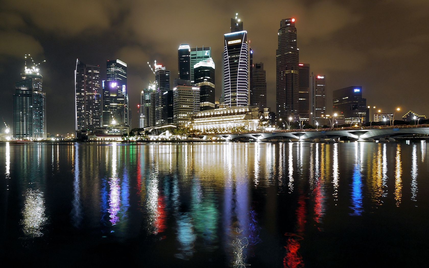 Singapore Building Reflection On Lake Wallpapers