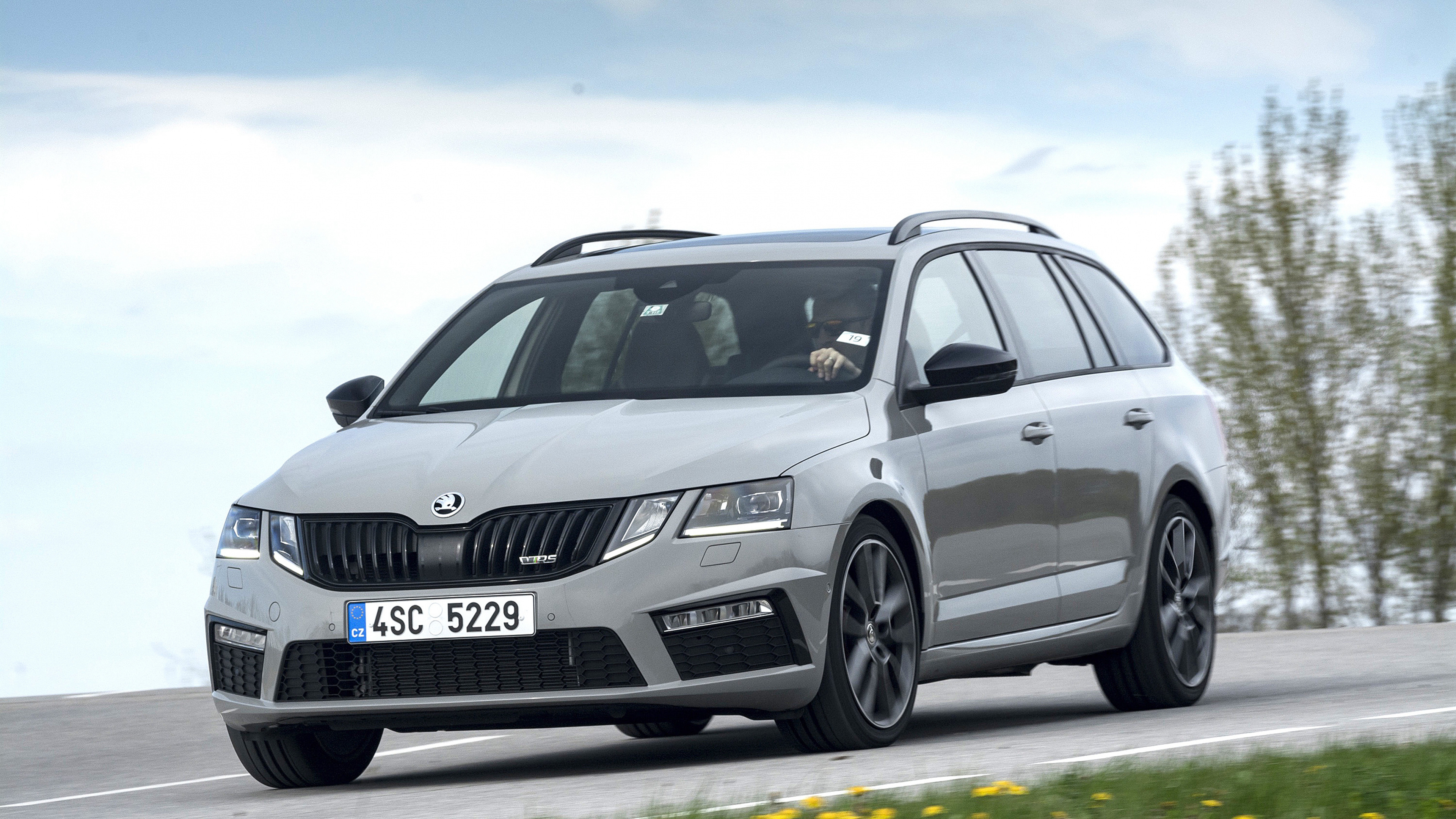 Skoda Octavia Wallpapers