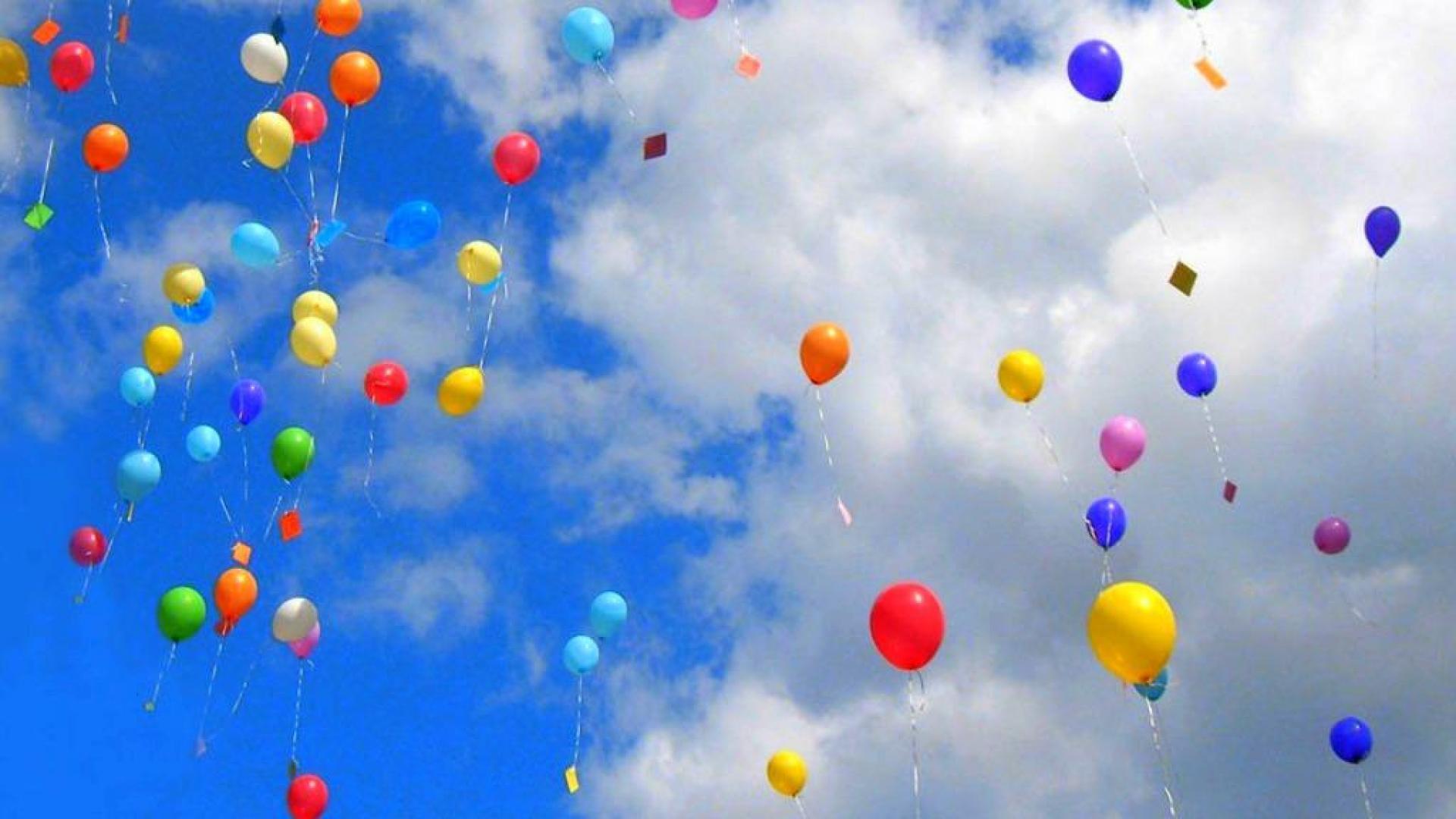 Sky Balloons Wallpapers