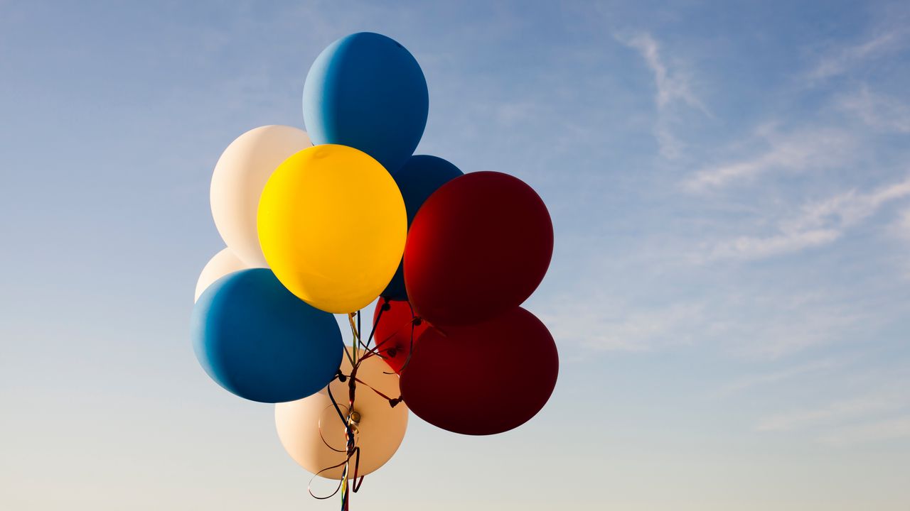 Sky Balloons Wallpapers