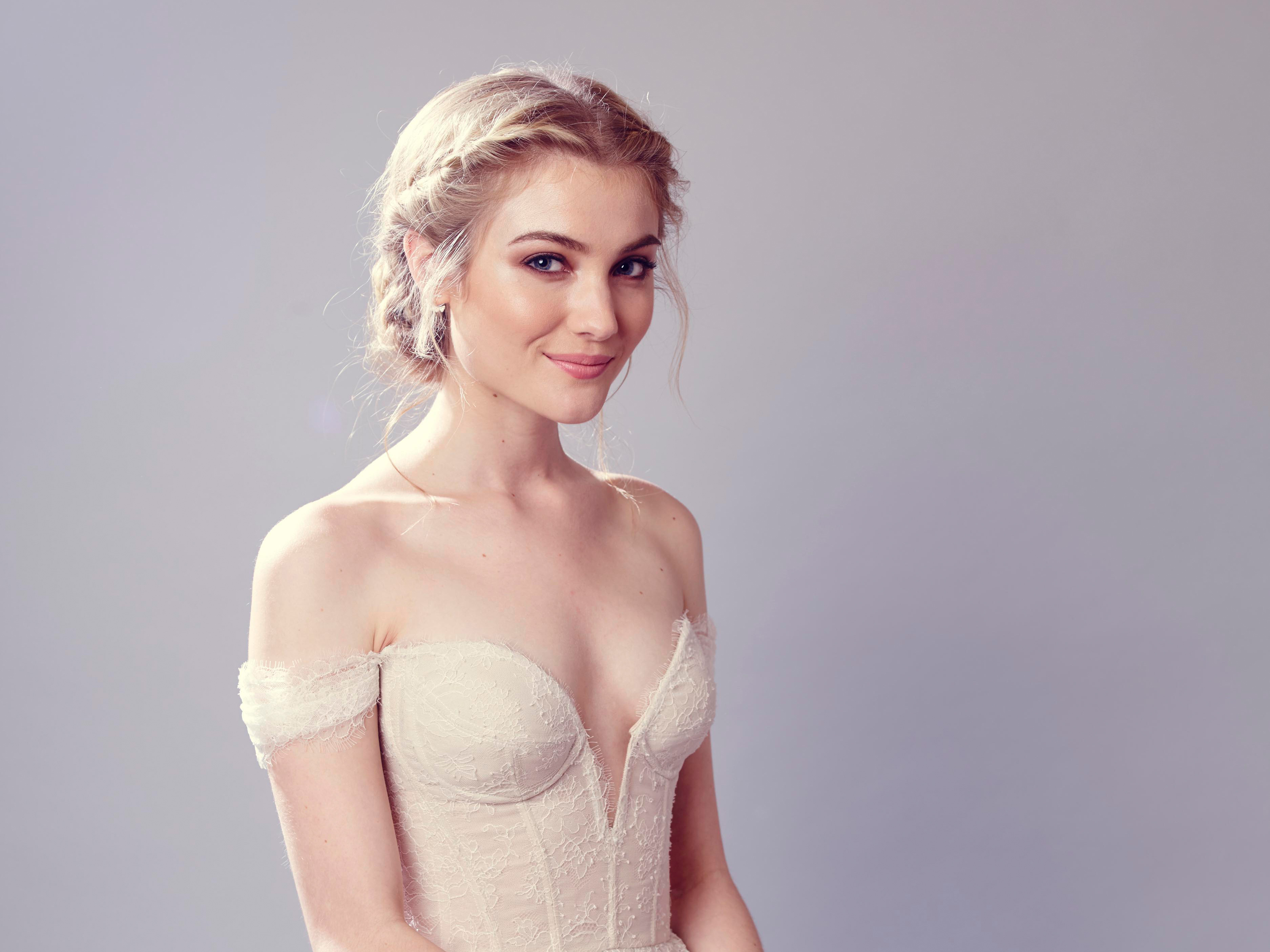 Skyler Samuels Wallpapers