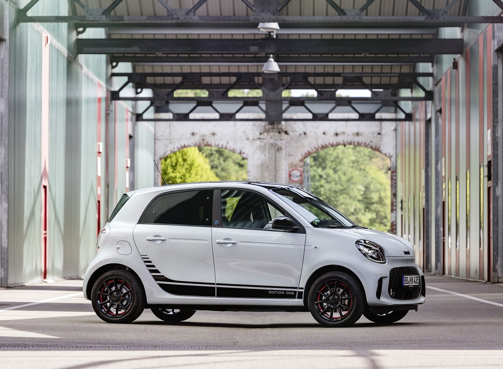 Smart Eq Forfour Edition One Wallpapers