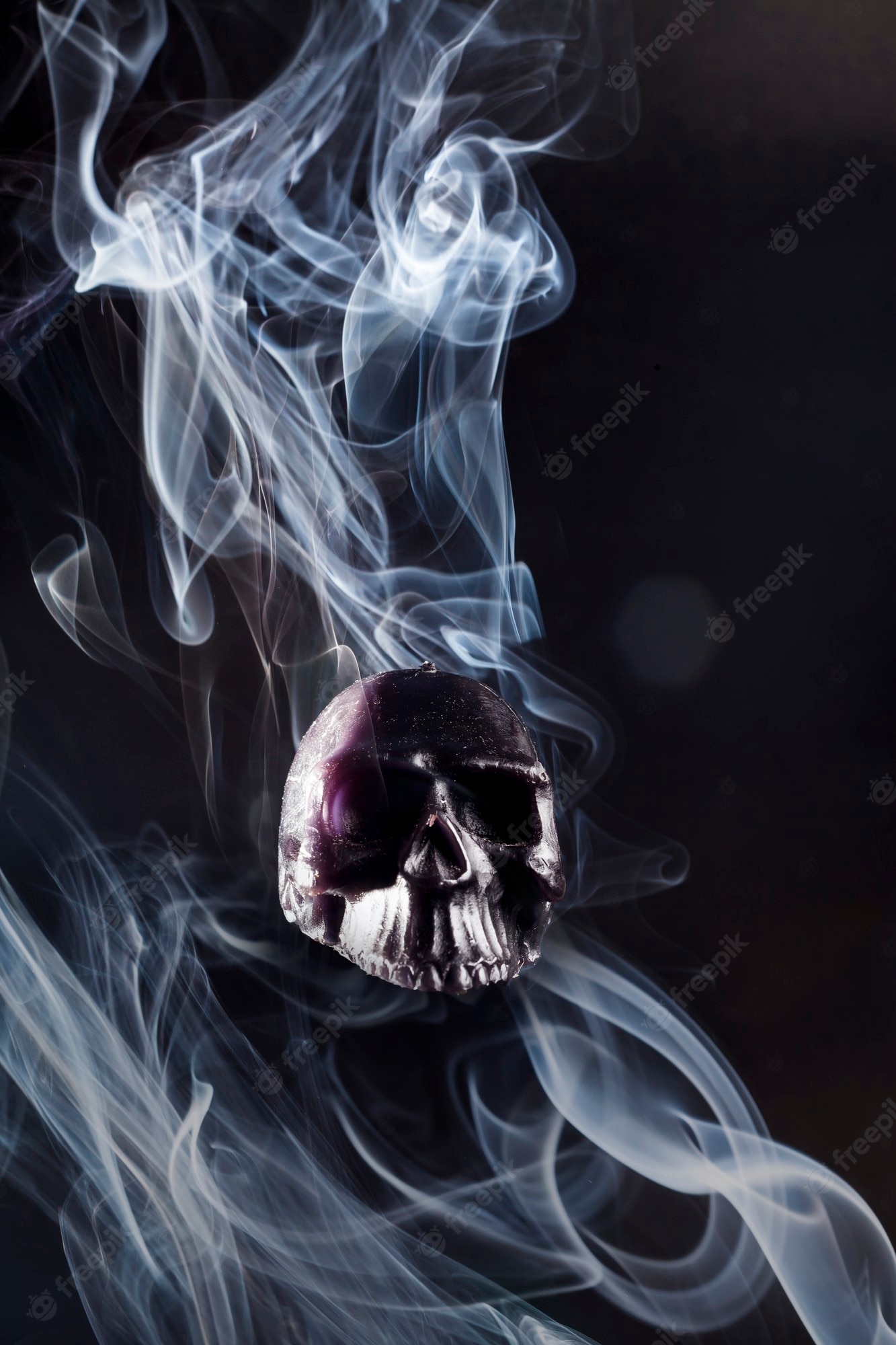 Smoky Skull Wallpapers