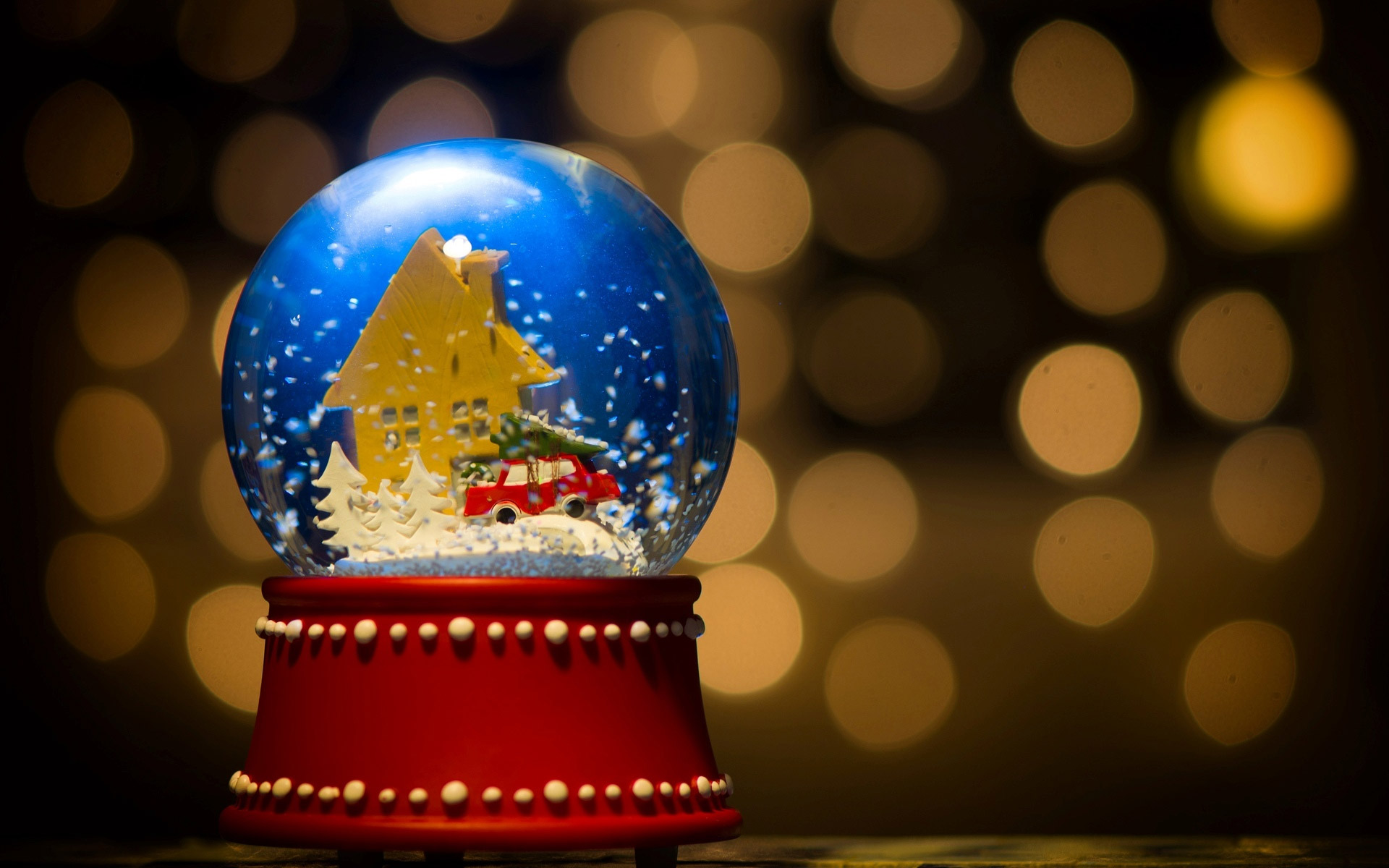 Snow Globe Wallpapers