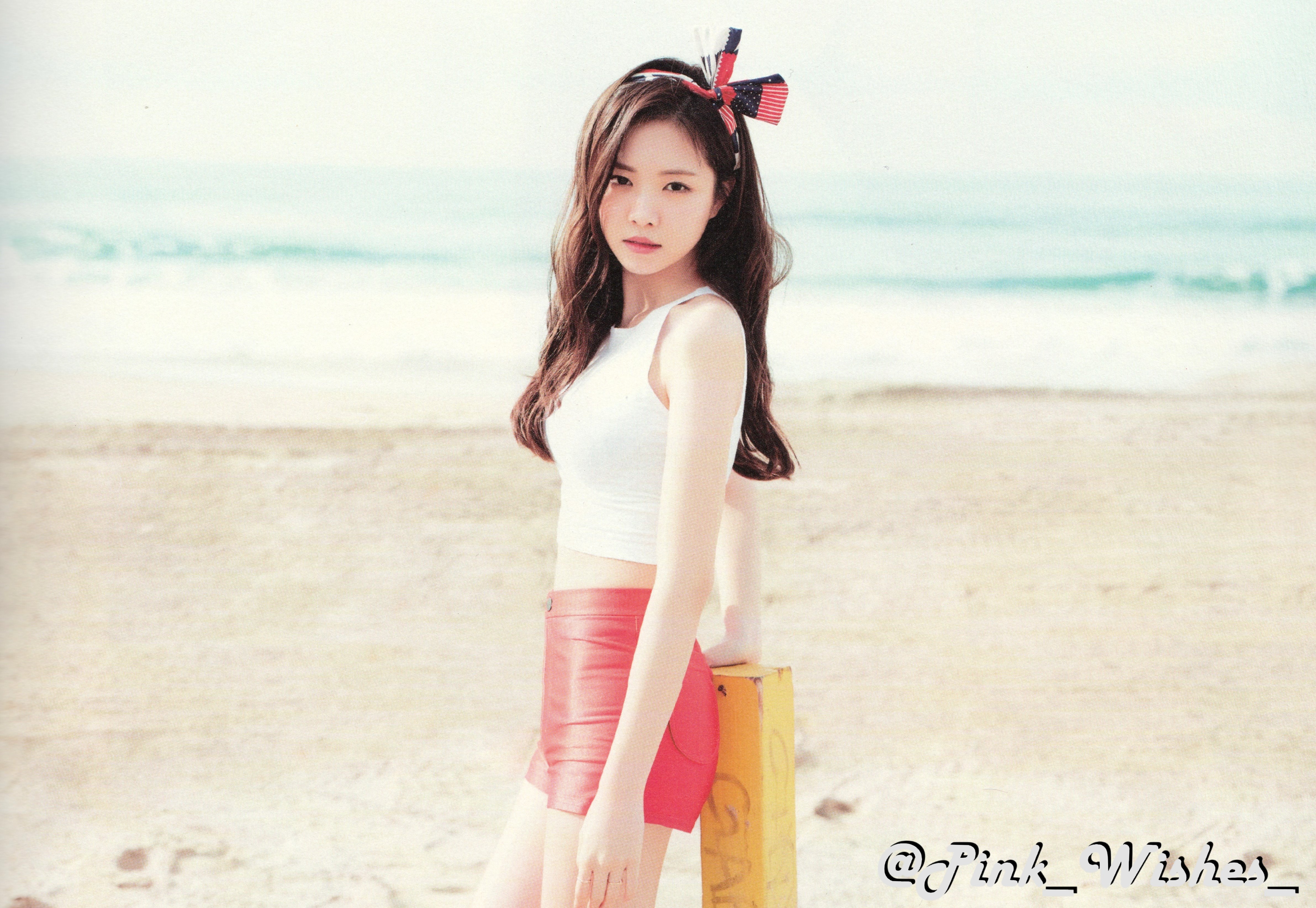 Son Na-Eun Wallpapers