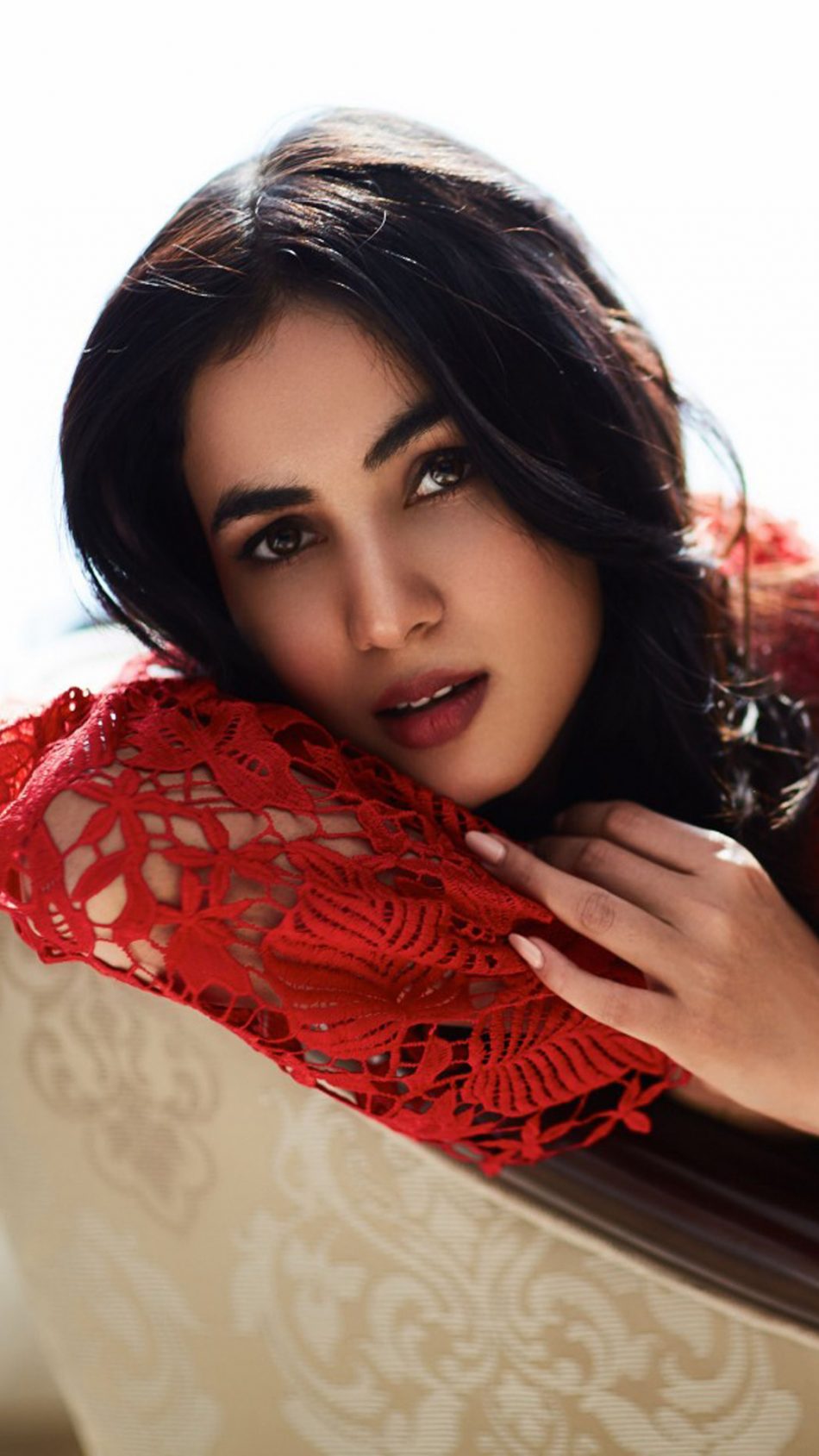 Sonal Chauhan Wallpapers