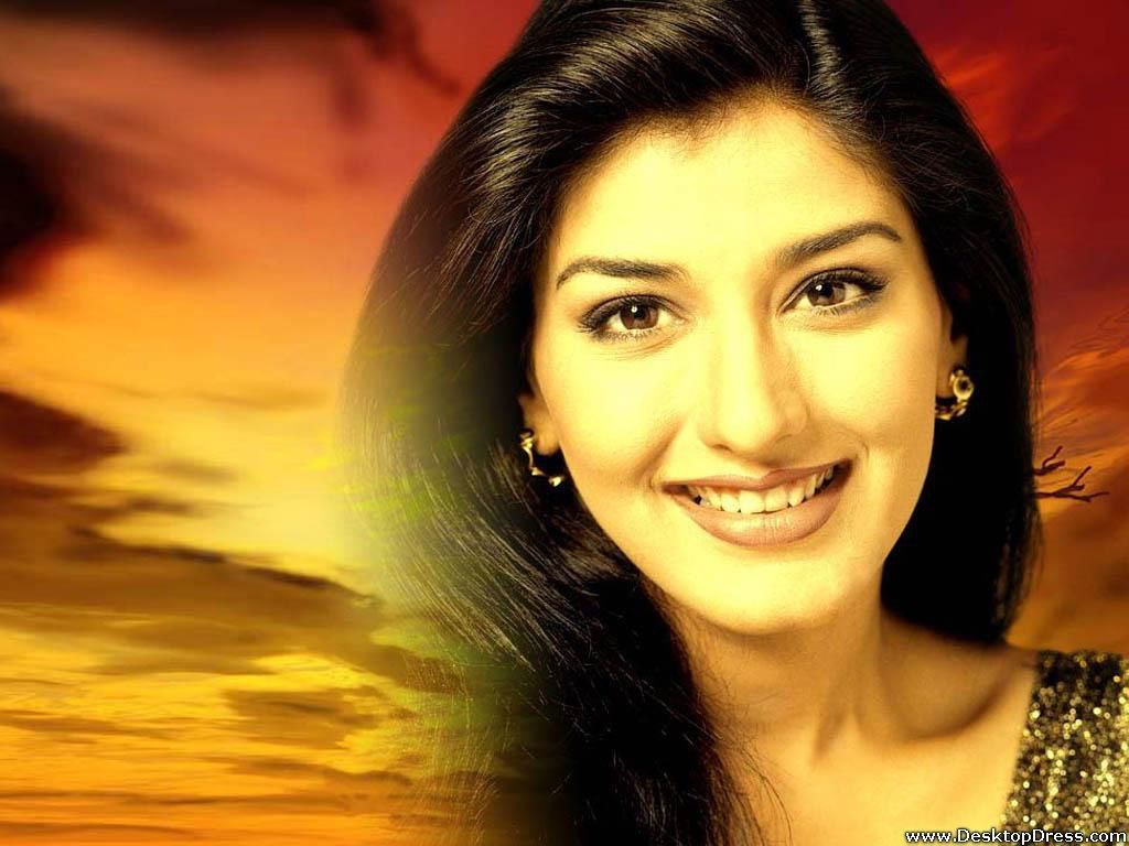 Sonali Bendre Young Wallpapers