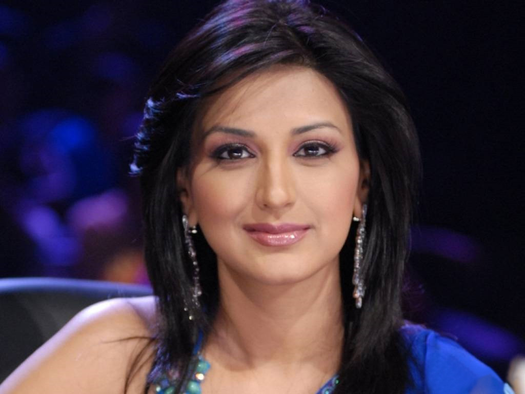 Sonali Bendre Young Wallpapers