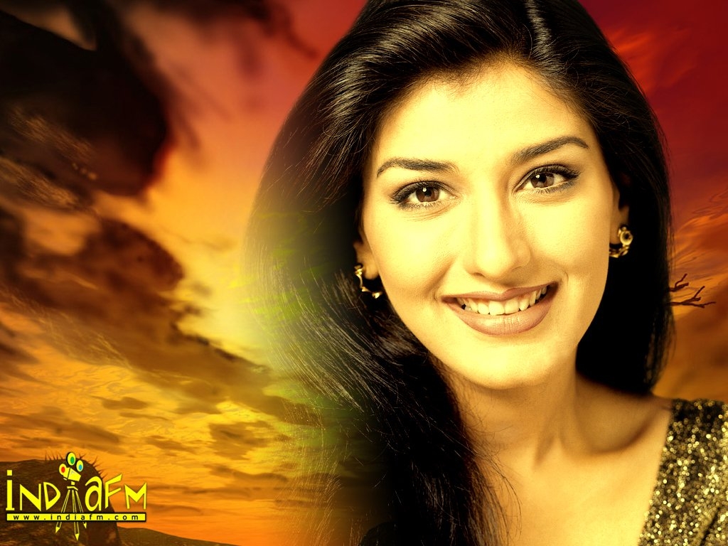 Sonali Bendre Young Wallpapers