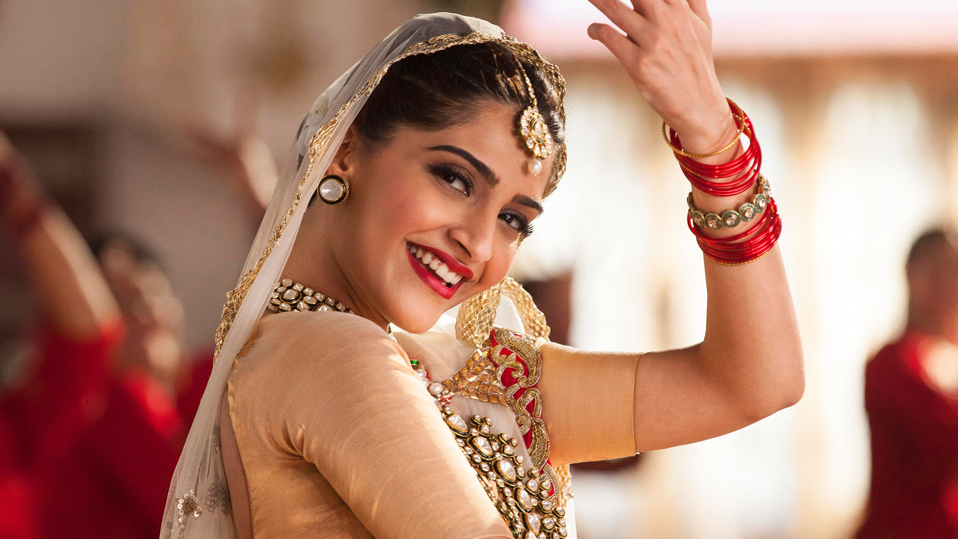 Sonam Kapoor Wallpapers