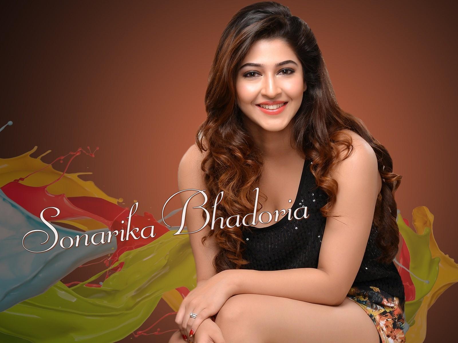 Sonarika Bhadoria Photo Wallpapers