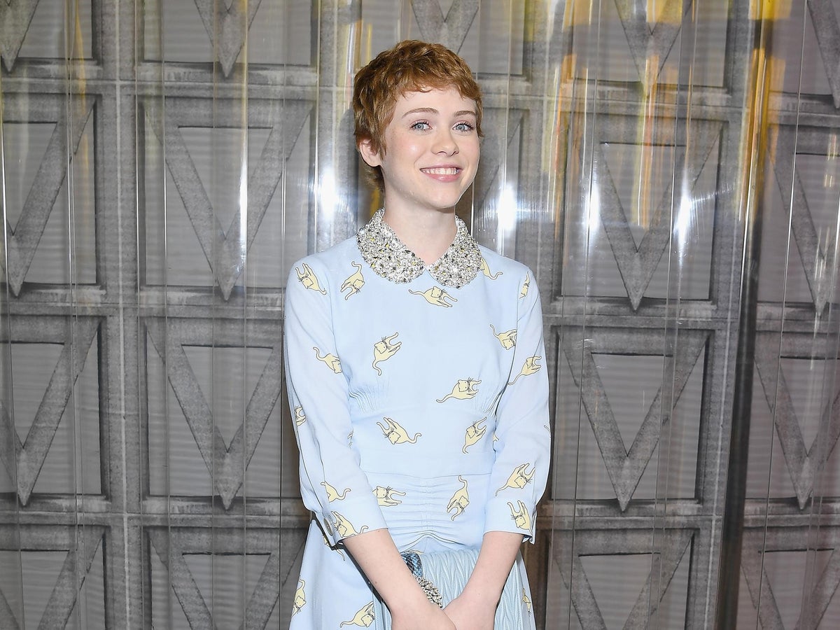 Sophia Lillis I Am Not Okay With This Wallpapers