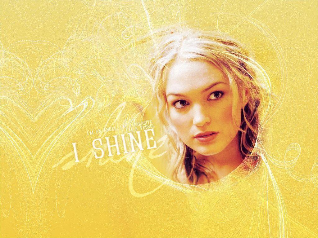 Sophia Myles Wallpapers