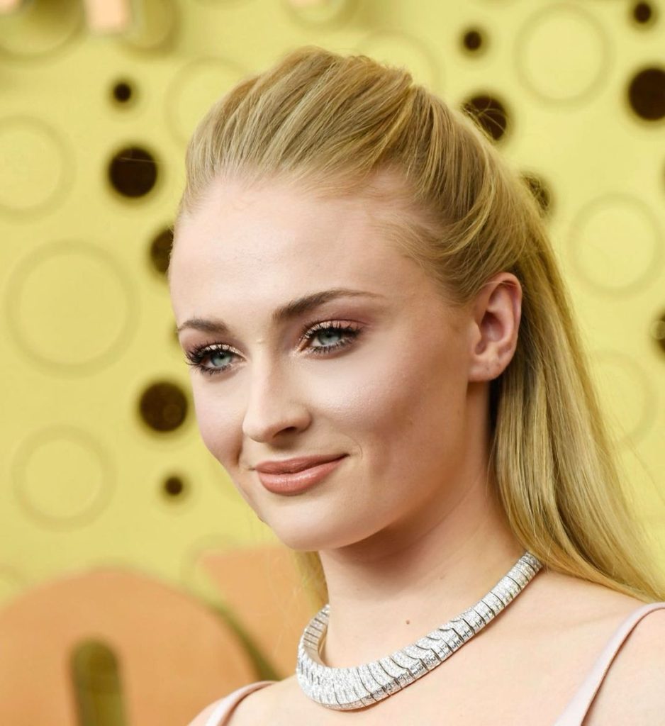 Sophie Turner 2017 Latest Photoshoot Wallpapers