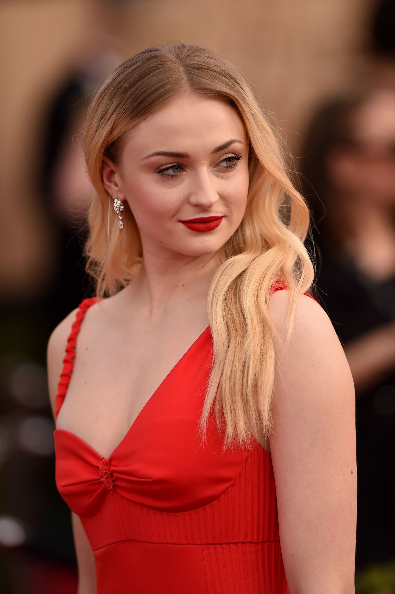 Sophie Turner 2017 Latest Photoshoot Wallpapers