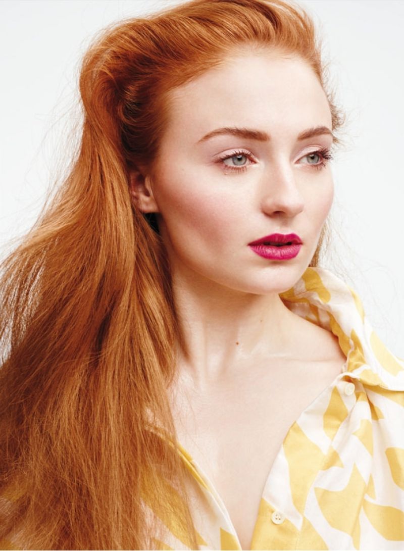 Sophie Turner Cute Face Wallpapers