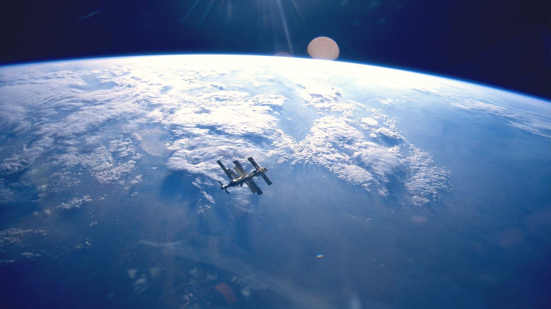 Space Station Wallpapers