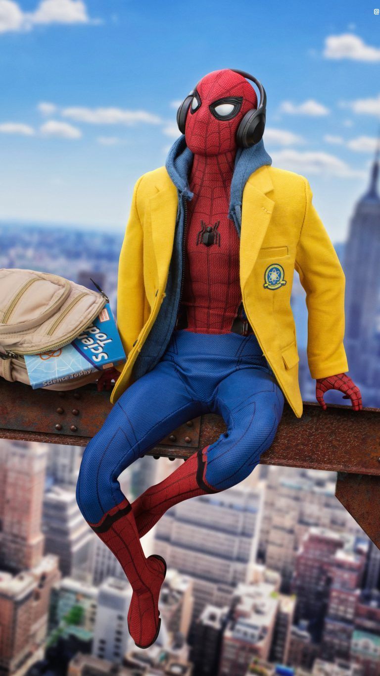 Spider-Man New Costume For Homecoming And Avengers Wallpapers