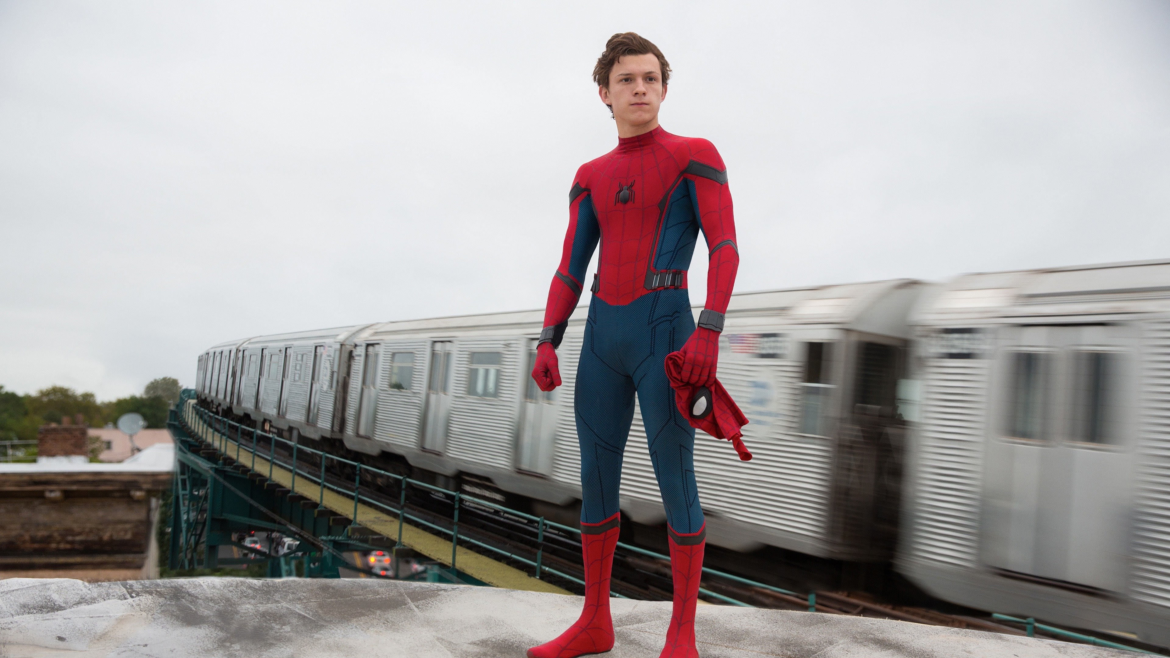 Spider-Man New Costume For Homecoming And Avengers Wallpapers