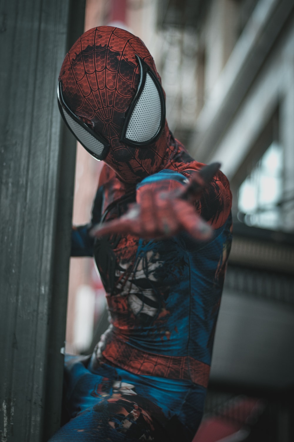 Spiderman Having Fun Wallpapers