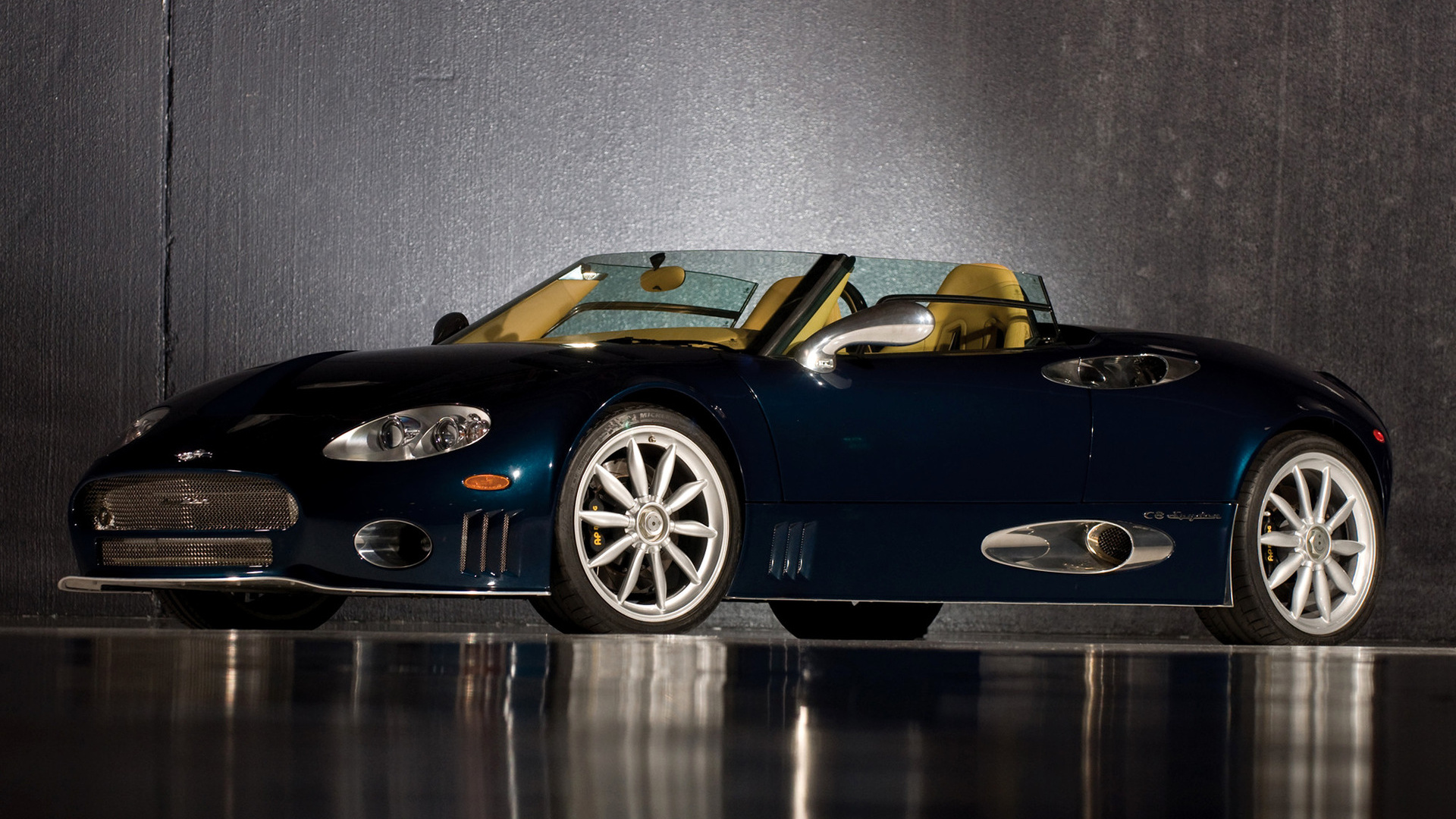 Spyker C8 Aileron Spyder Wallpapers