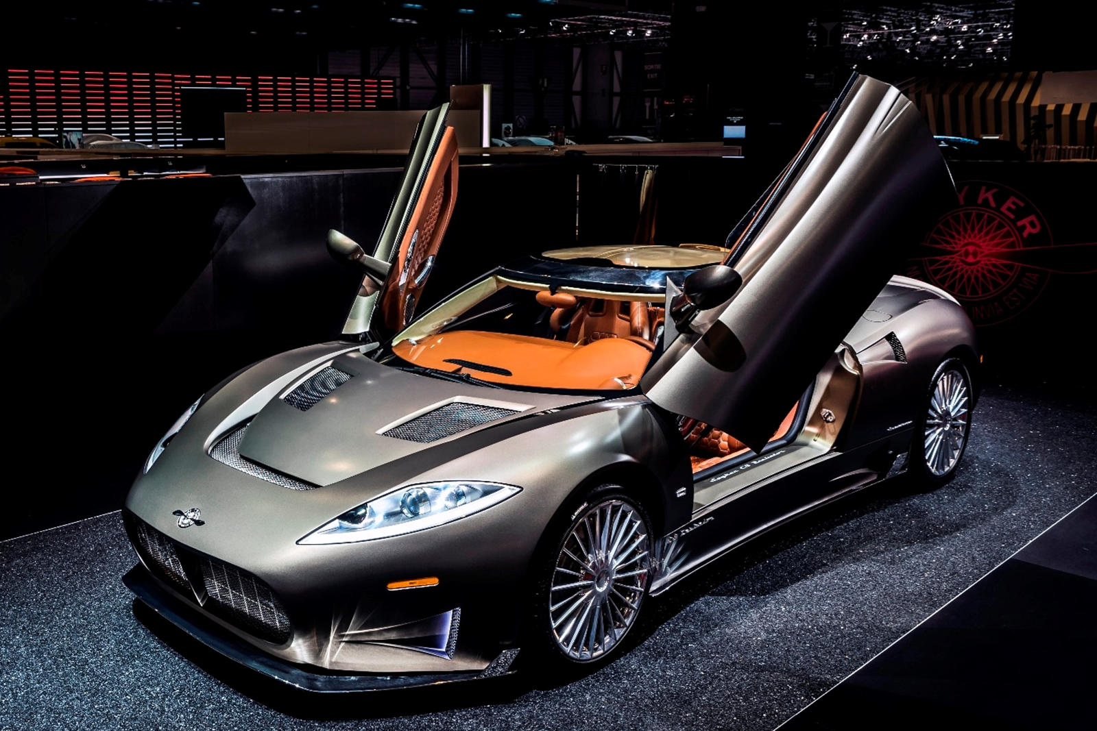 Spyker C8 Aileron Spyder Wallpapers