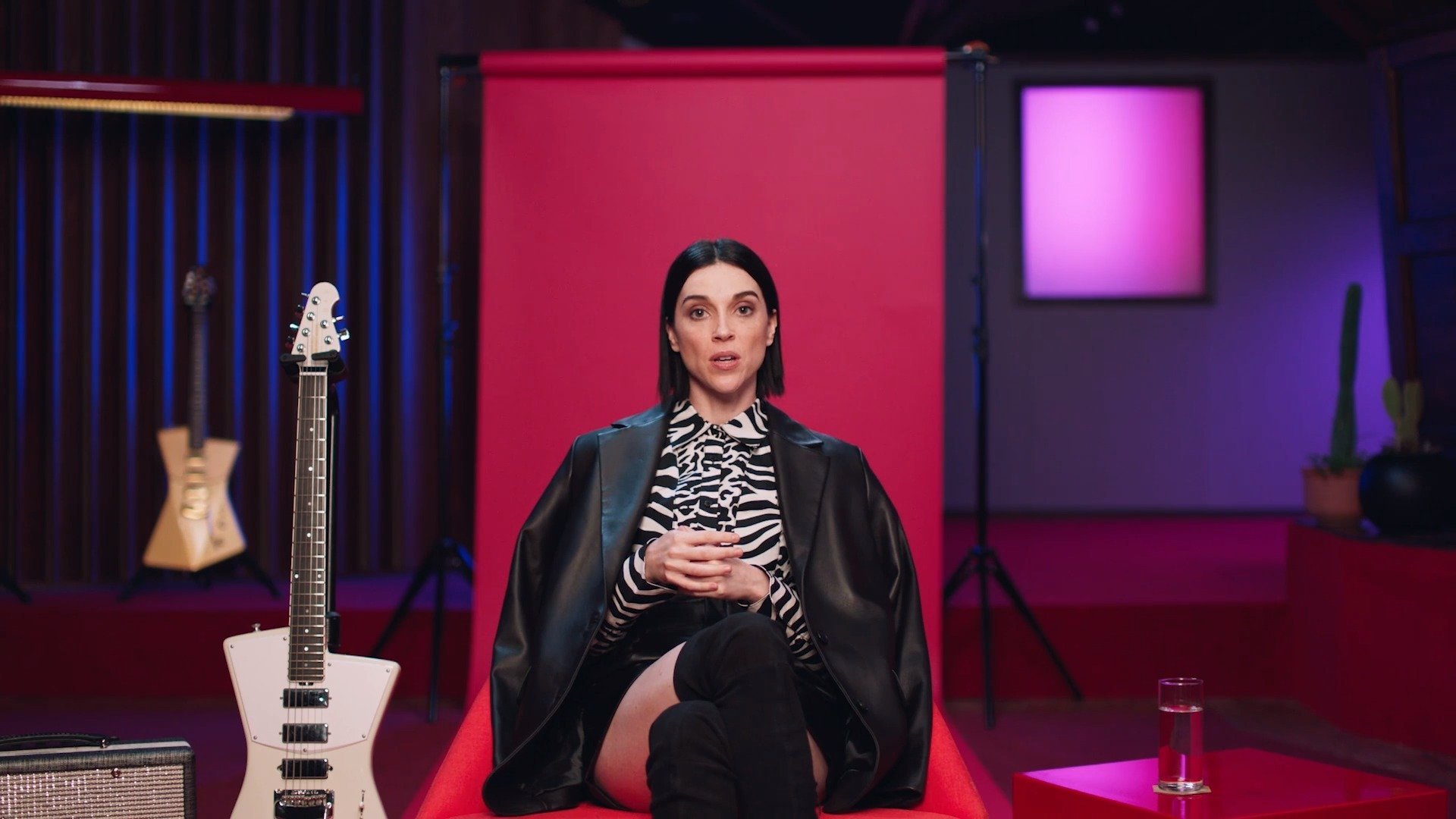 St. Vincent Aka Annie Clark Wallpapers