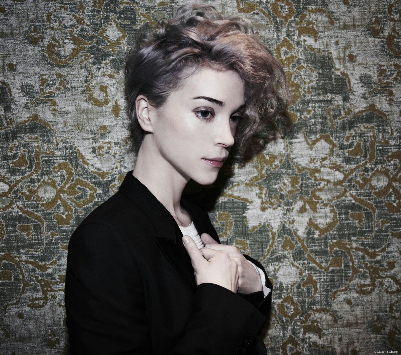 St. Vincent Aka Annie Clark Wallpapers