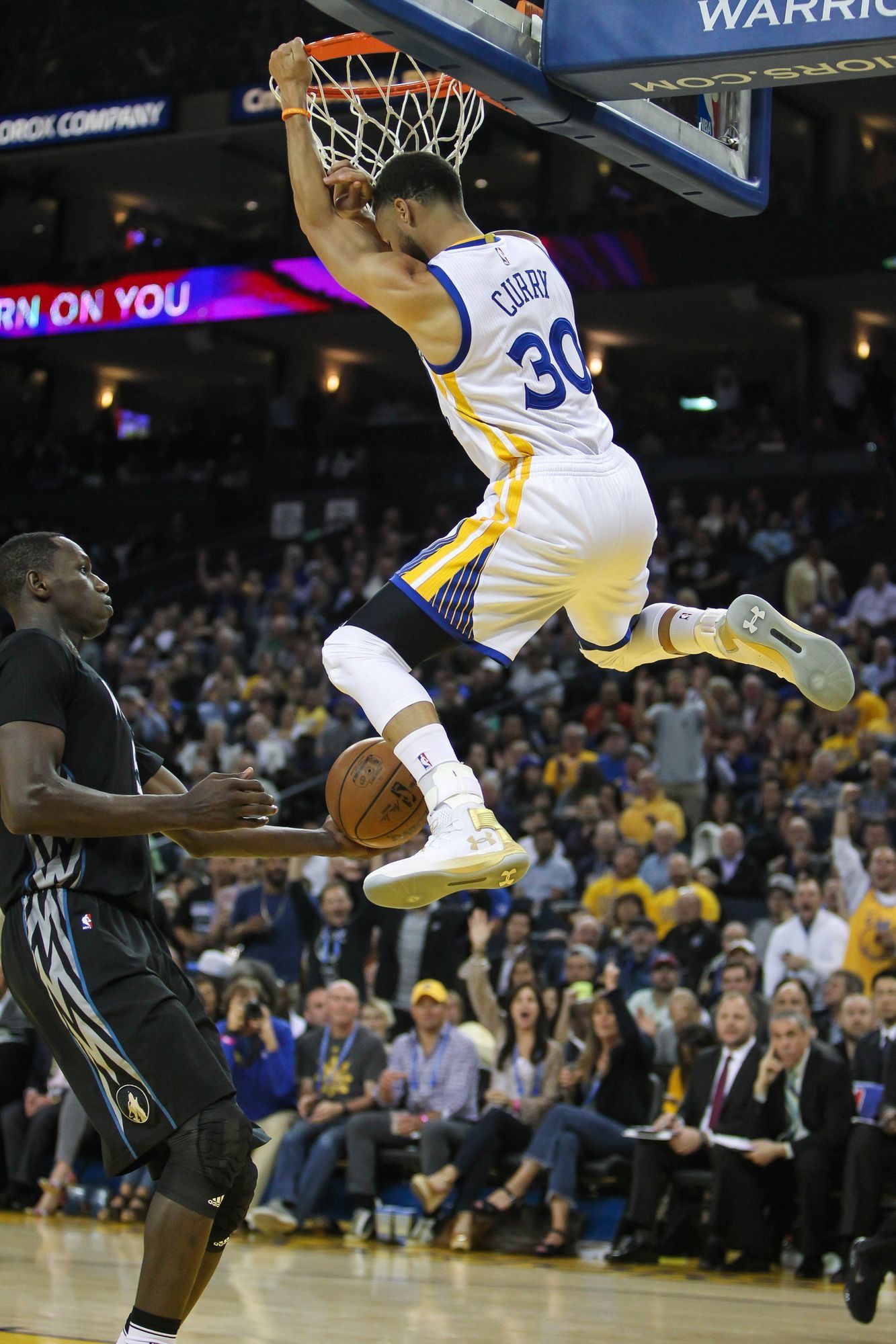 Stephen Curry Dunk Wallpapers