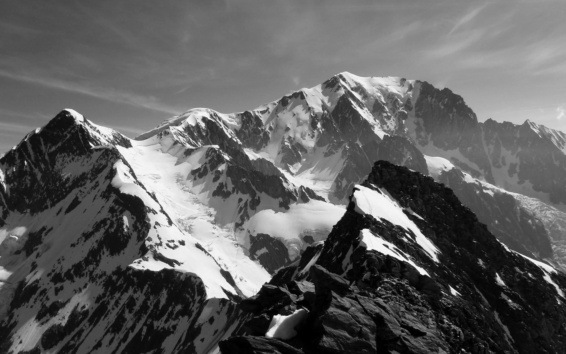 Stone Mountains Snow In Monochrome Wallpapers