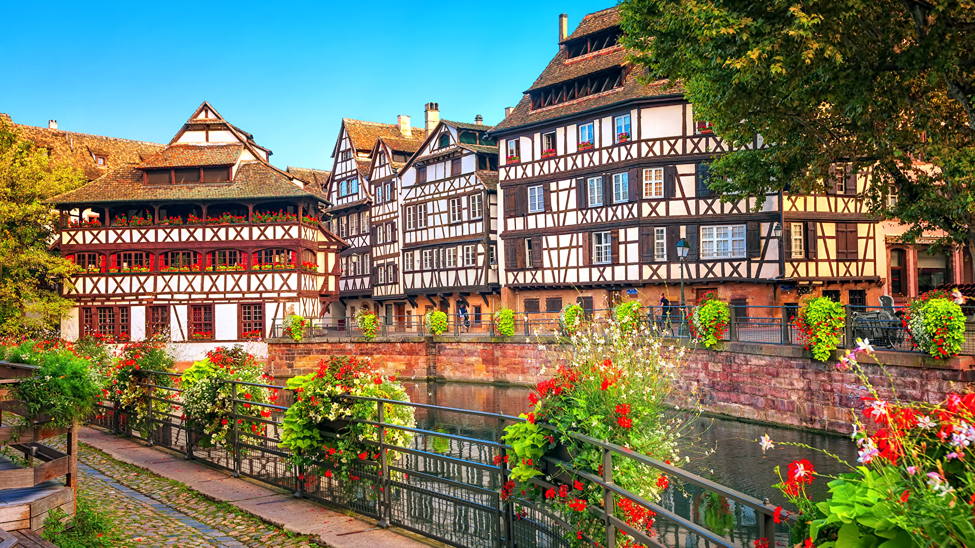 Strasbourg Wallpapers