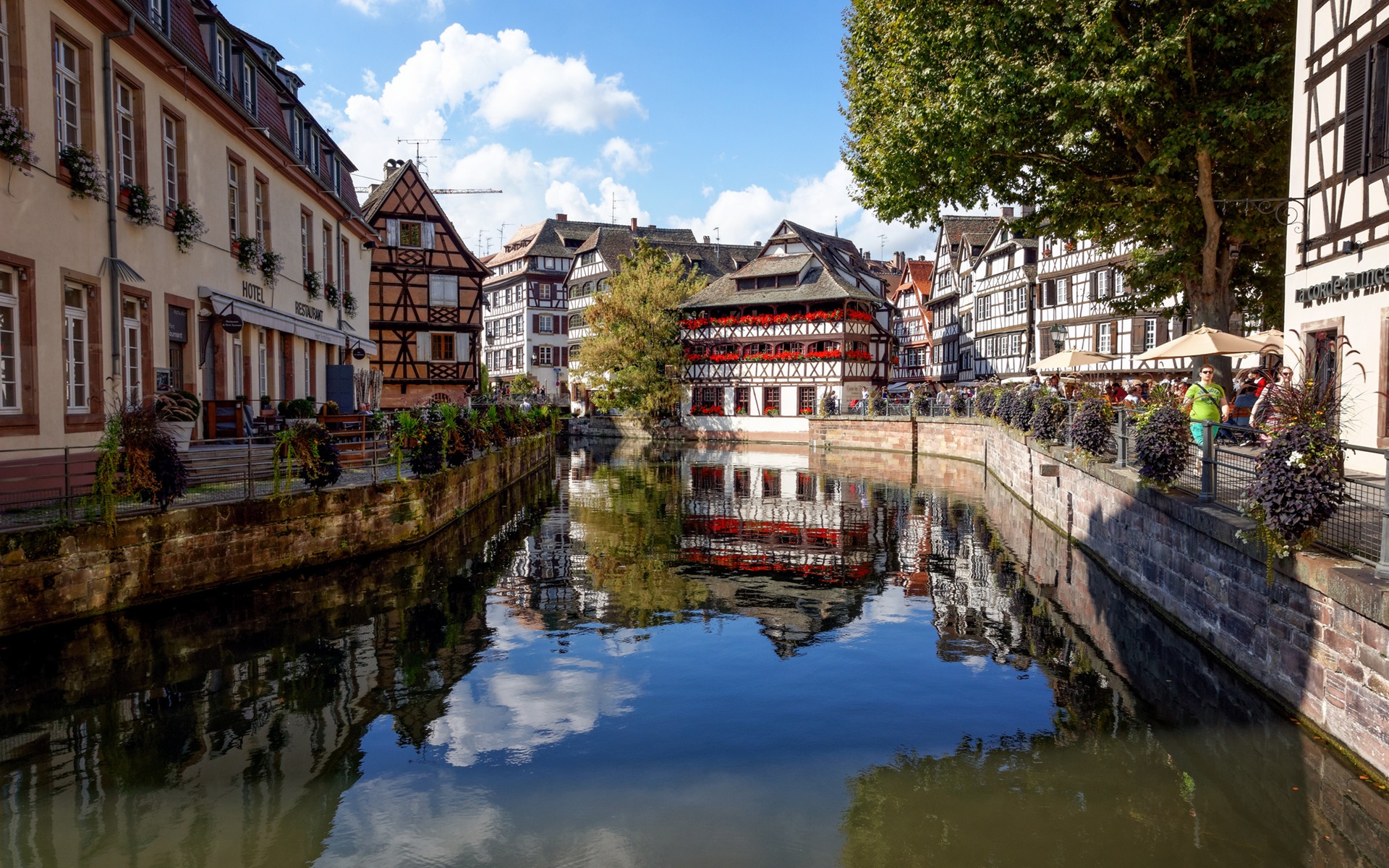 Strasbourg Wallpapers