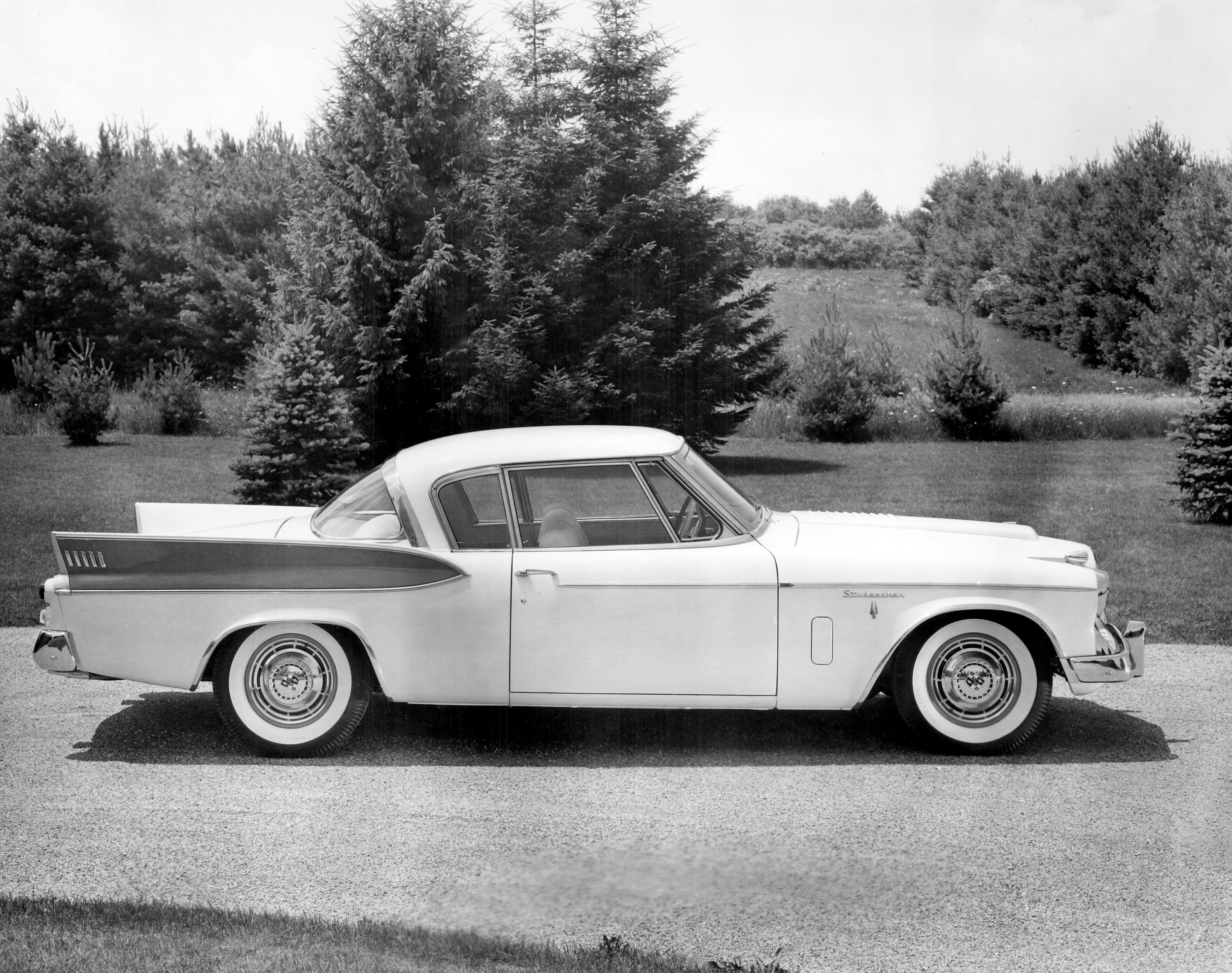 Studebaker Commander Wallpapers