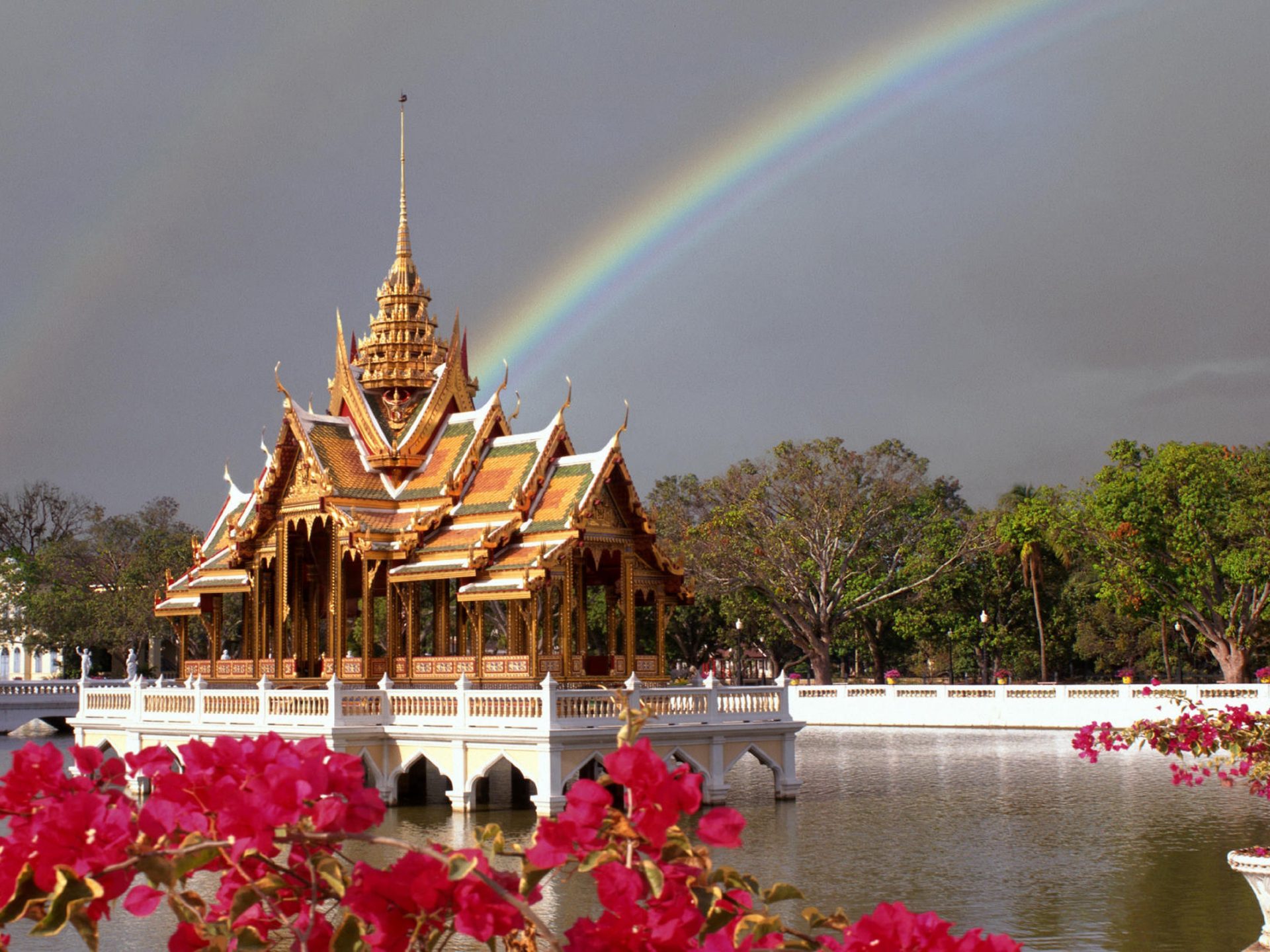 Summer Palace Wallpapers