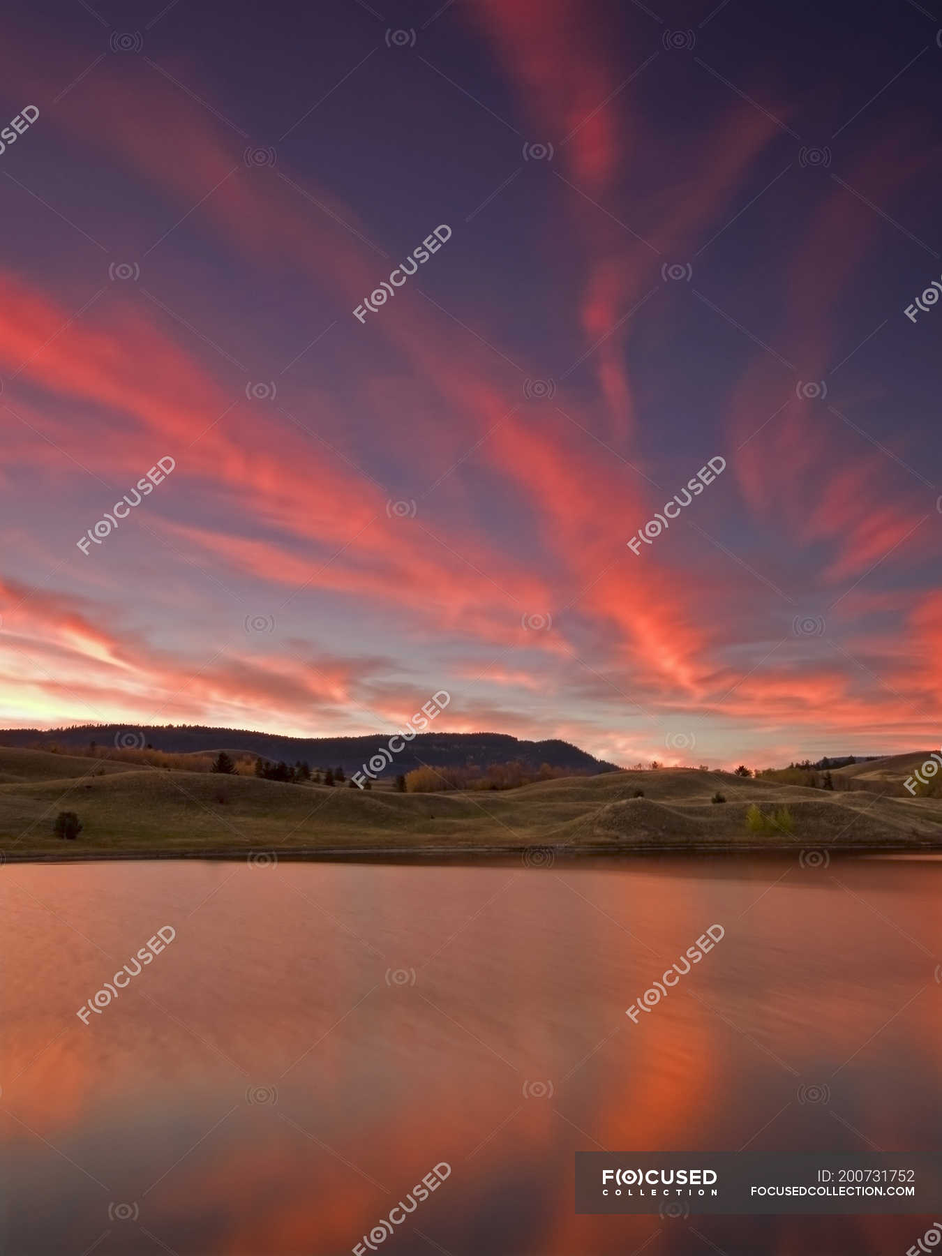 Sunrise Over Kamloops Lake Wallpapers