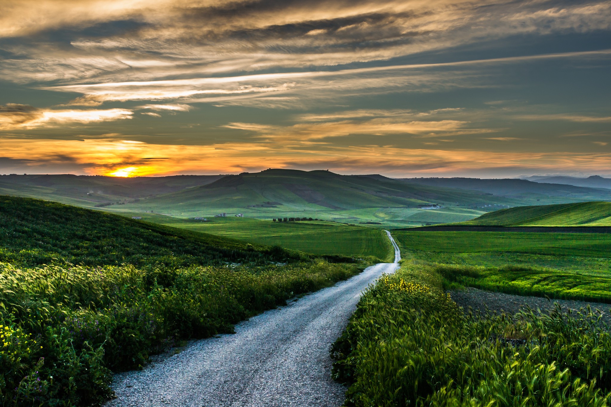 Sunset Over Mountain Field Wallpapers