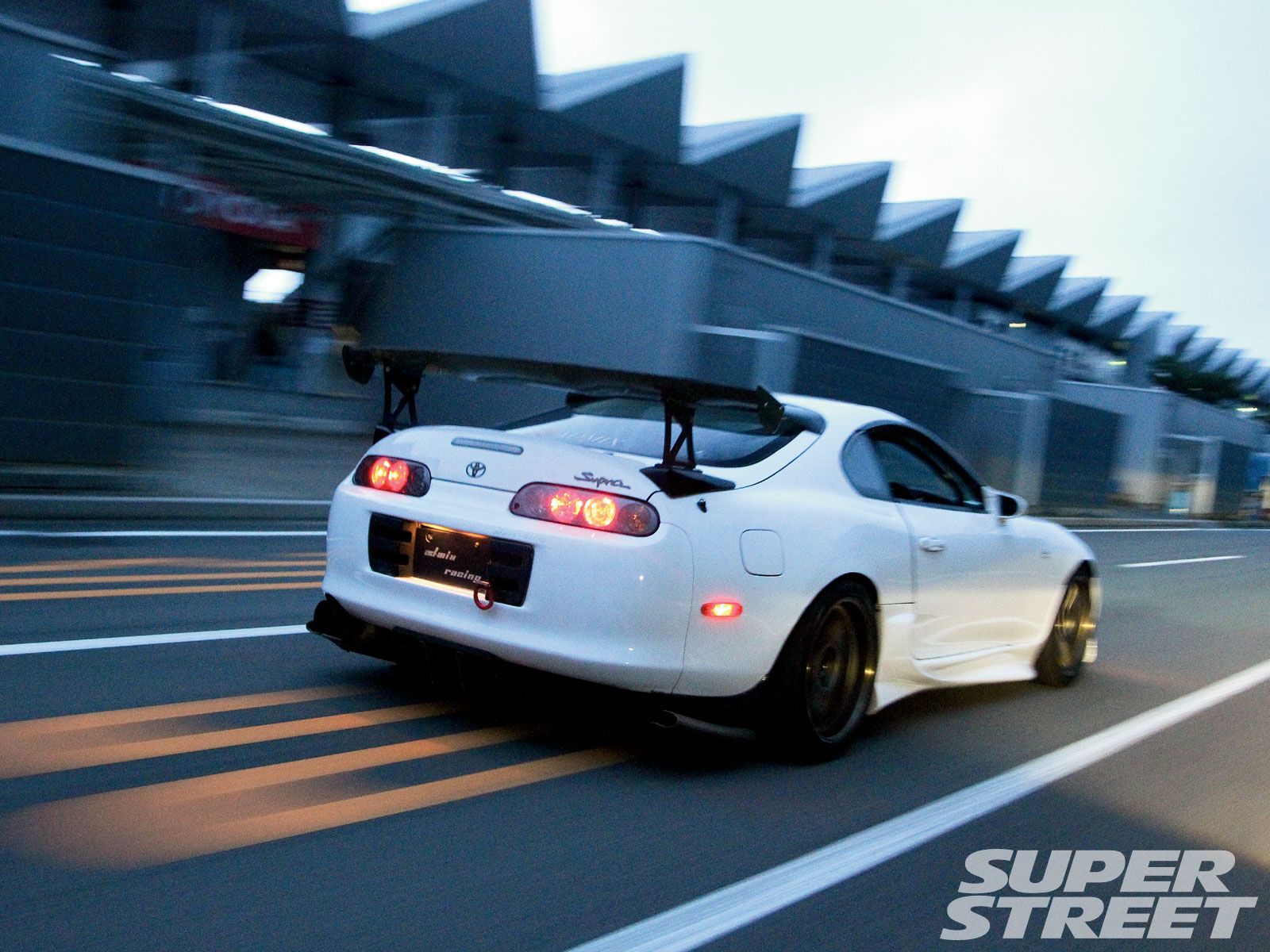 Supra White Wallpapers