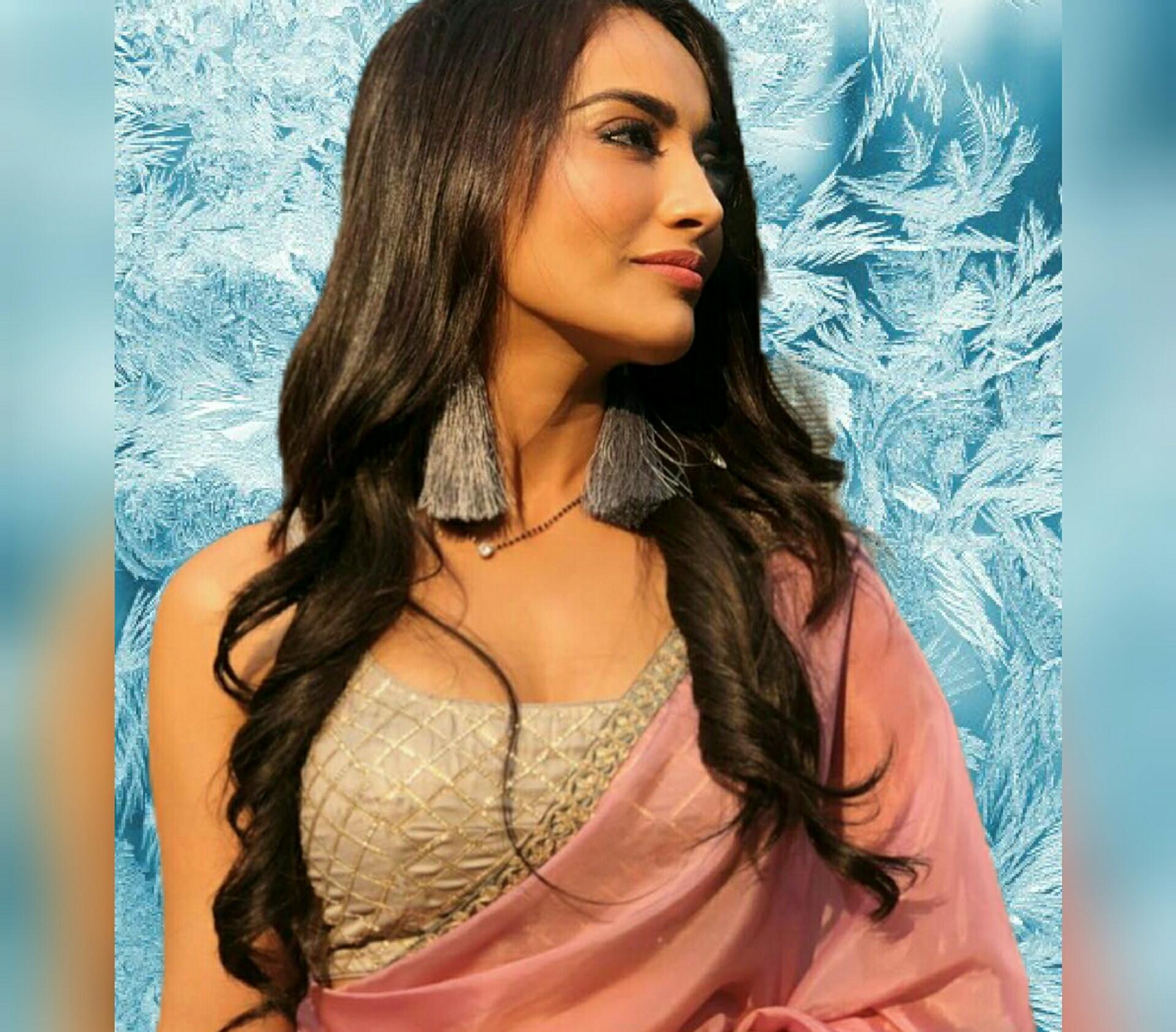 Surbhi Jyoti Hot Wallpapers