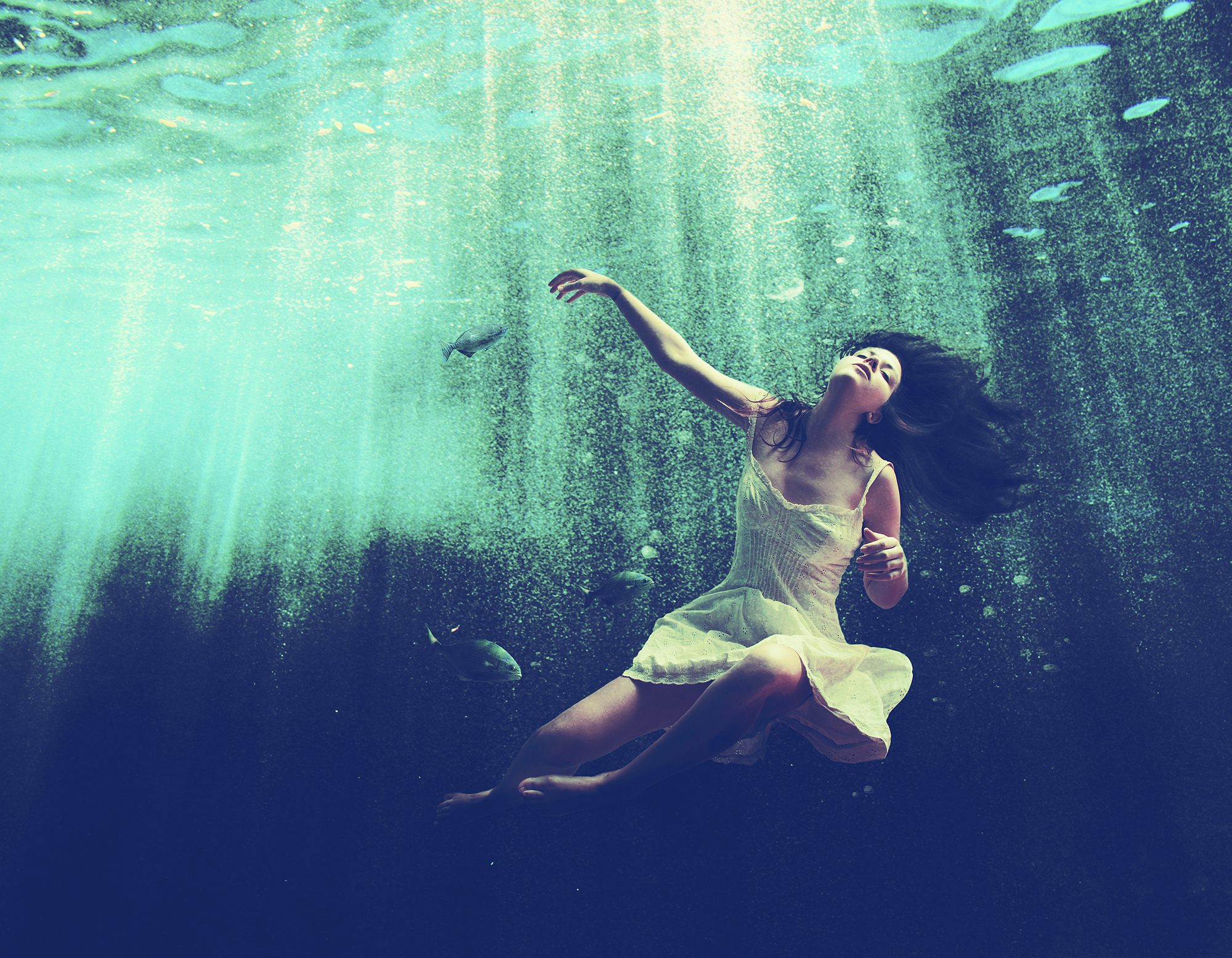 Surreal Women Under Water Wallpapers