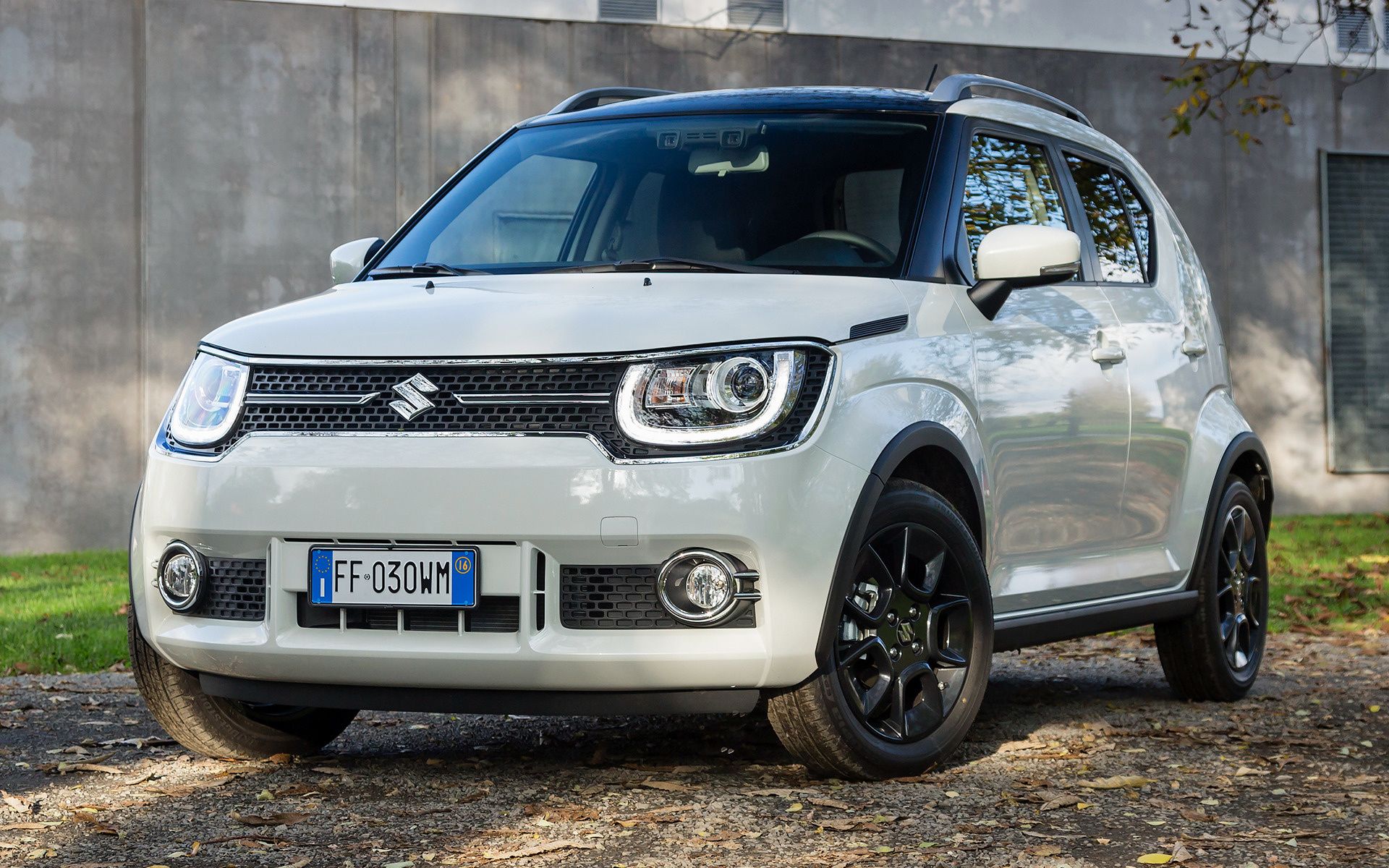 Suzuki Ignis Wallpapers