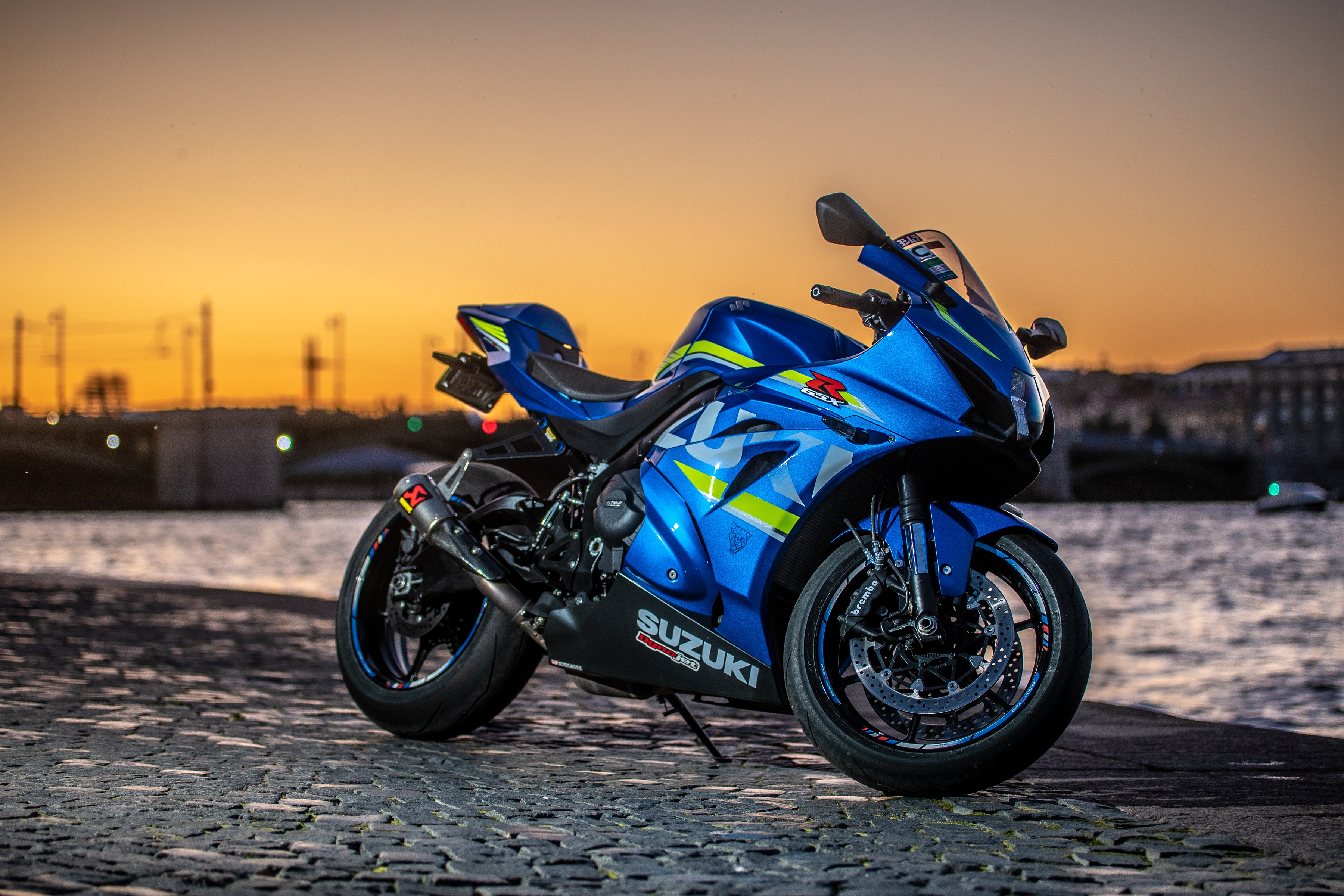 Suzuki Motorcycle Wallpapers