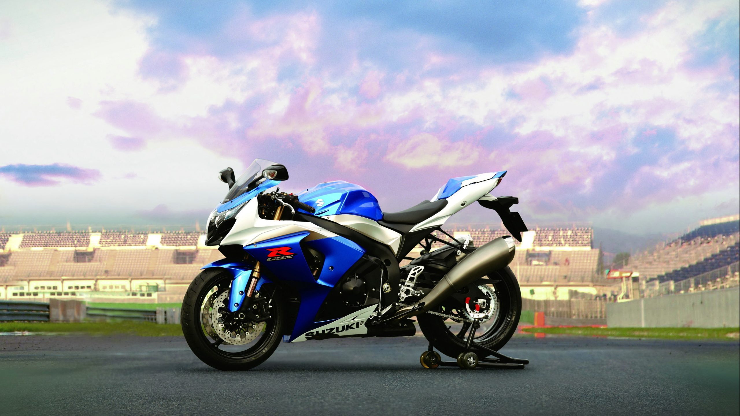 Suzuki Motorcycle Wallpapers