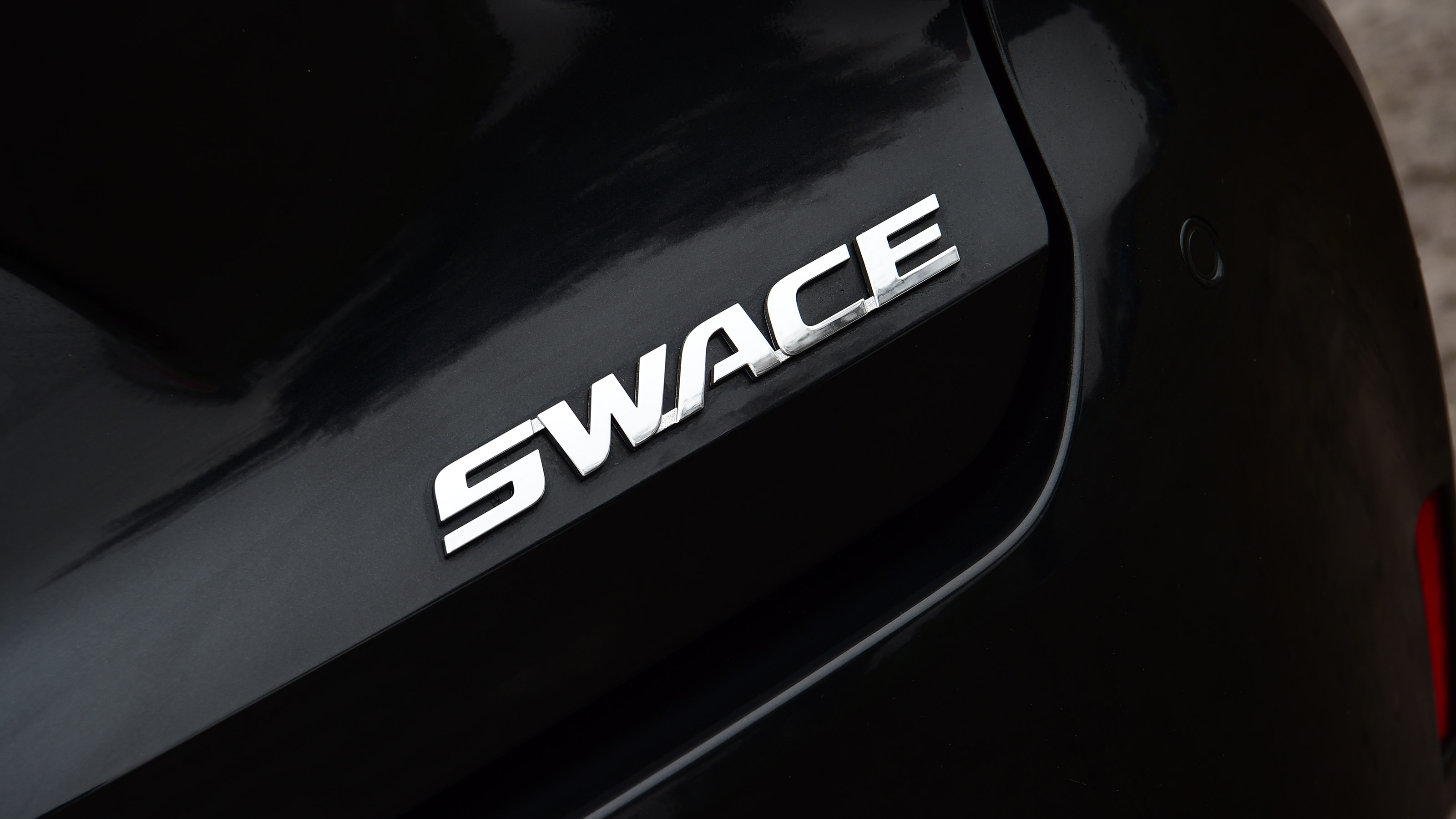 Suzuki Swace Wallpapers