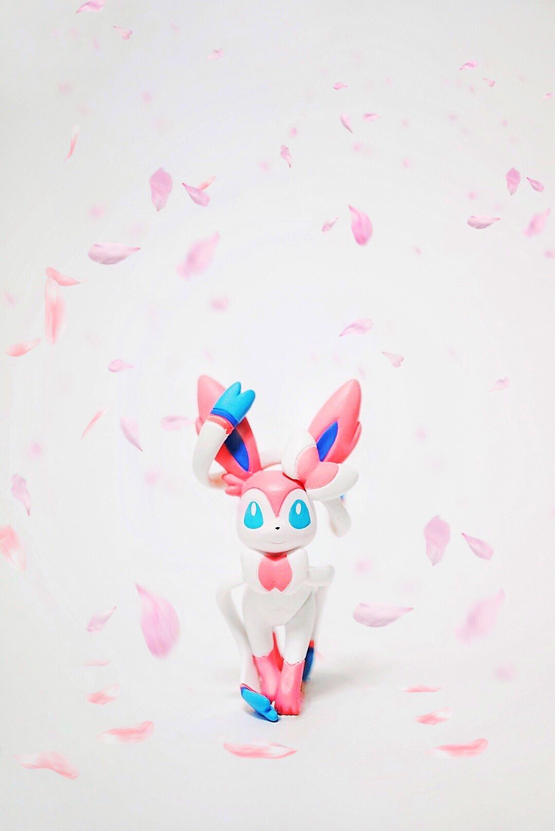 Sylveon Phone Wallpapers